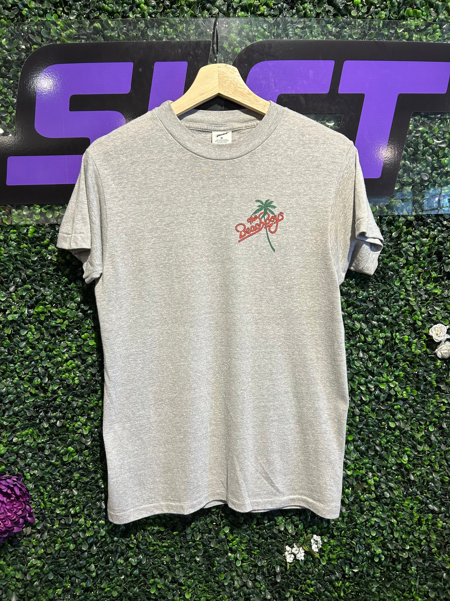 1985 The Beach Boys Tour T-Shirt. Size S/M