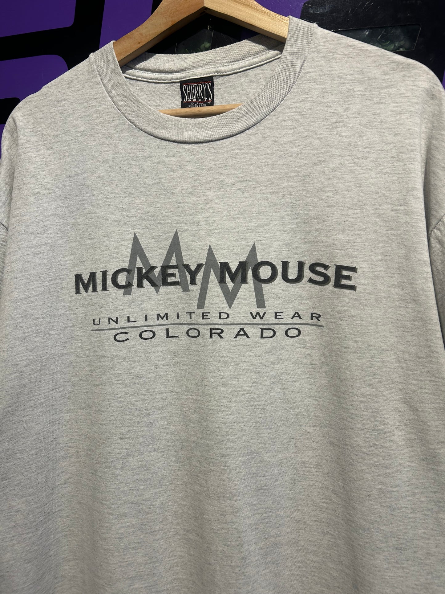 90s Mickey Mouse Colorado T-Shirt. Size XL