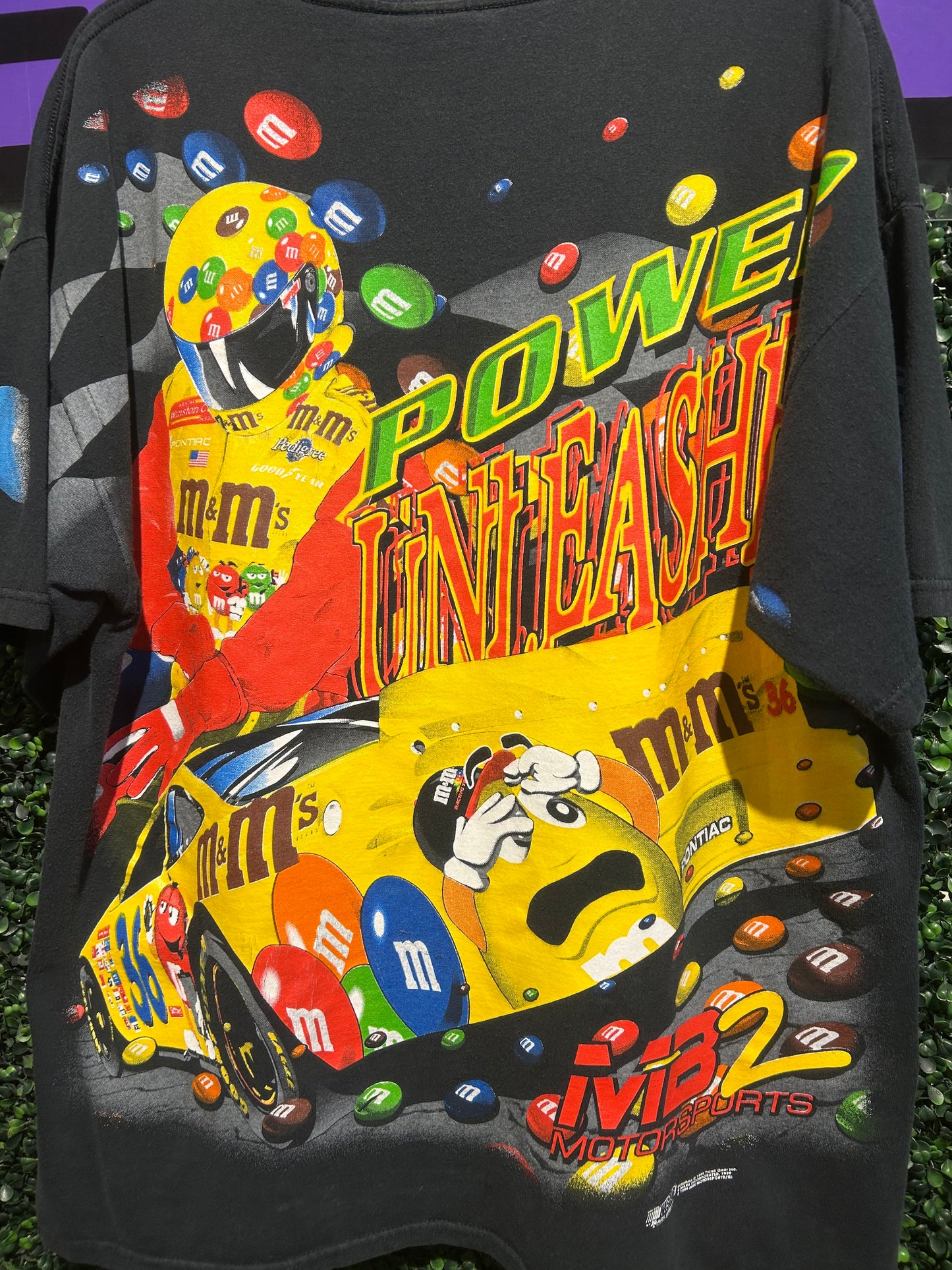 1999 NASCAR M&M Racing Ernie Irvan AOP T-Shirt. Size XL