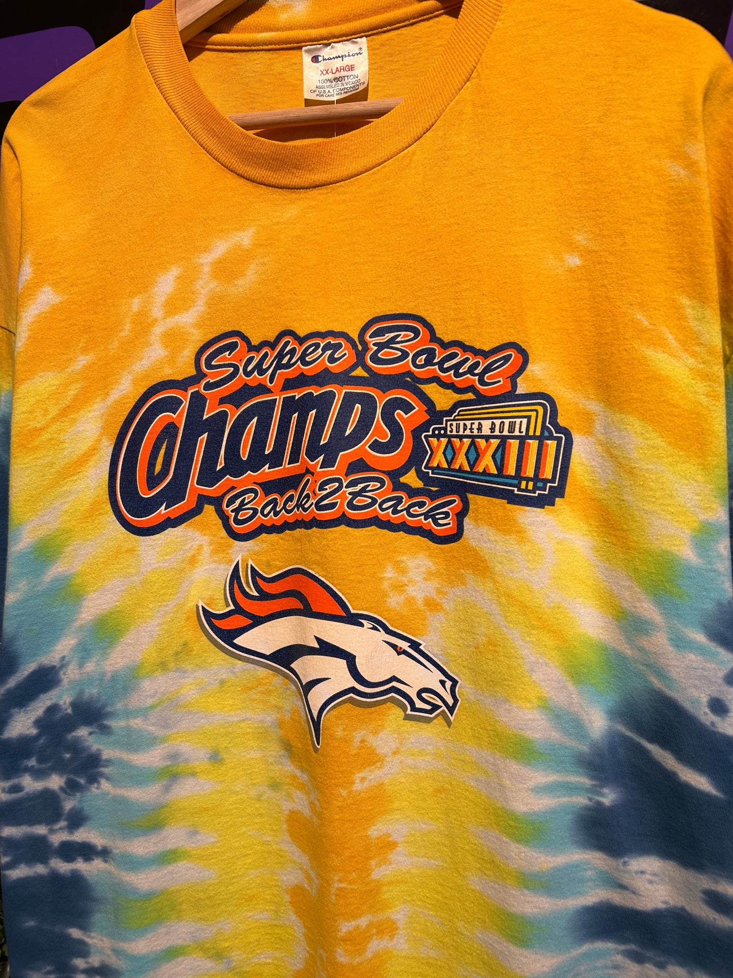 1999 Denver Broncos Super Bowl Back To Back Champions Tie-Dye Champion T-Shirt. Size XXL