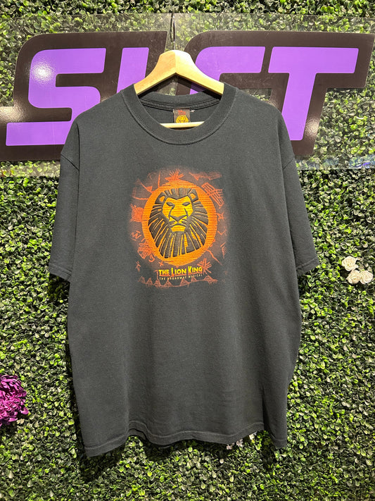 00s Lion King Broadway Musical New York T-Shirt. Size Large