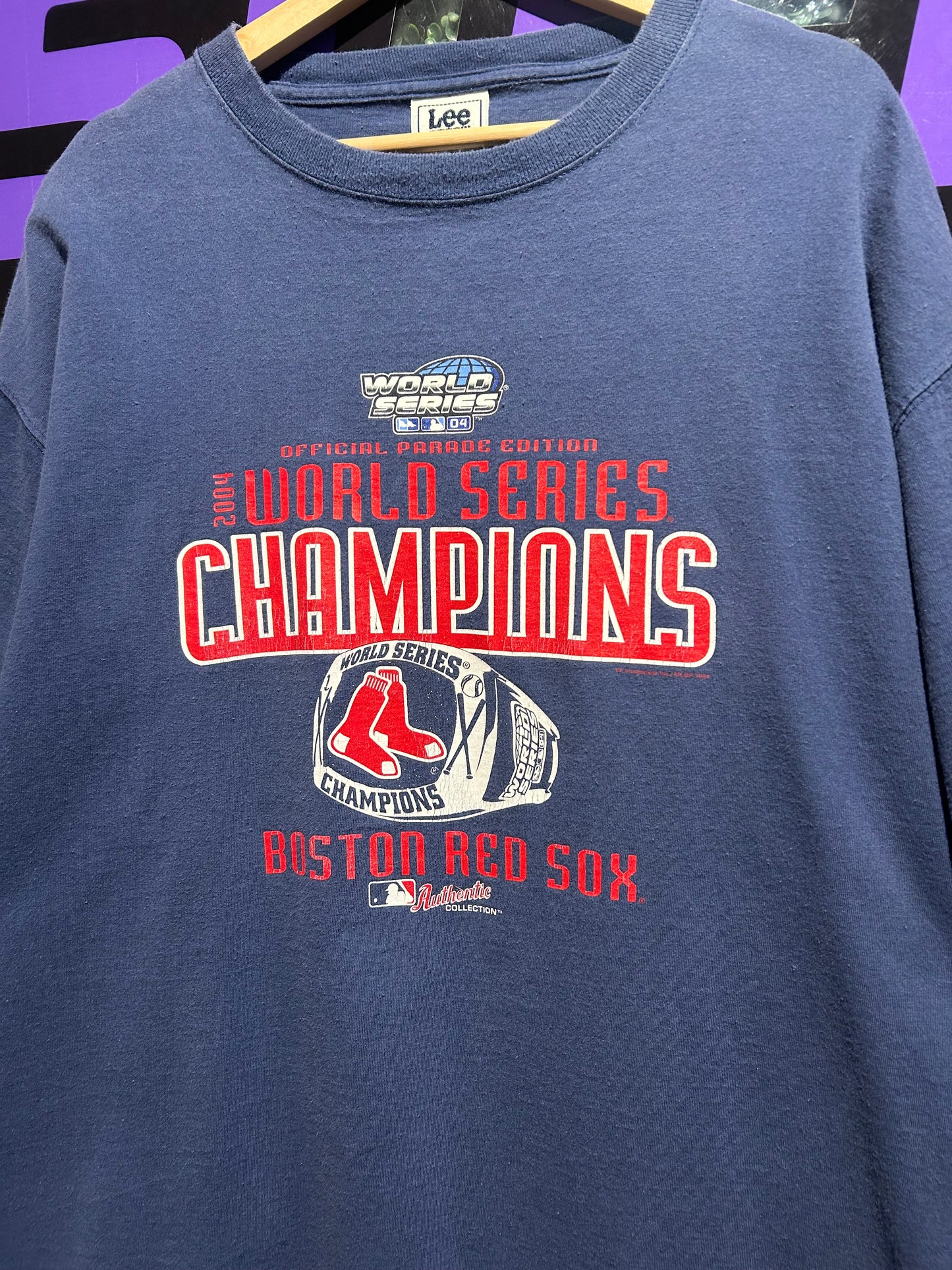2004 Boston Red Sox World Series Champions T-Shirt. Size XL