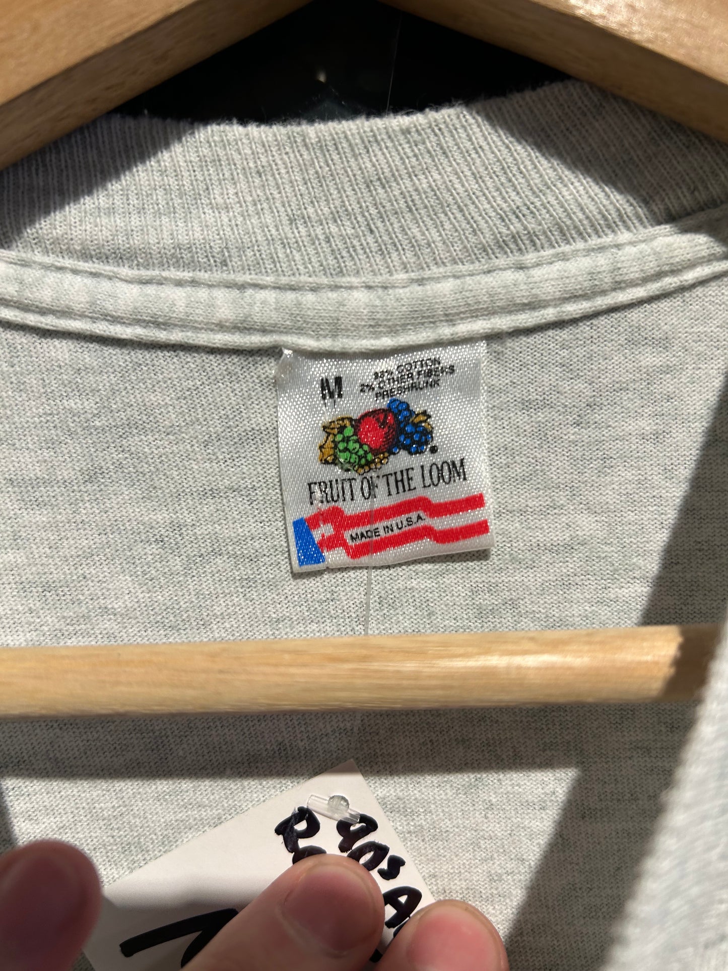 90s Alaskan Cruise Regent Star T-Shirt. Size Medium