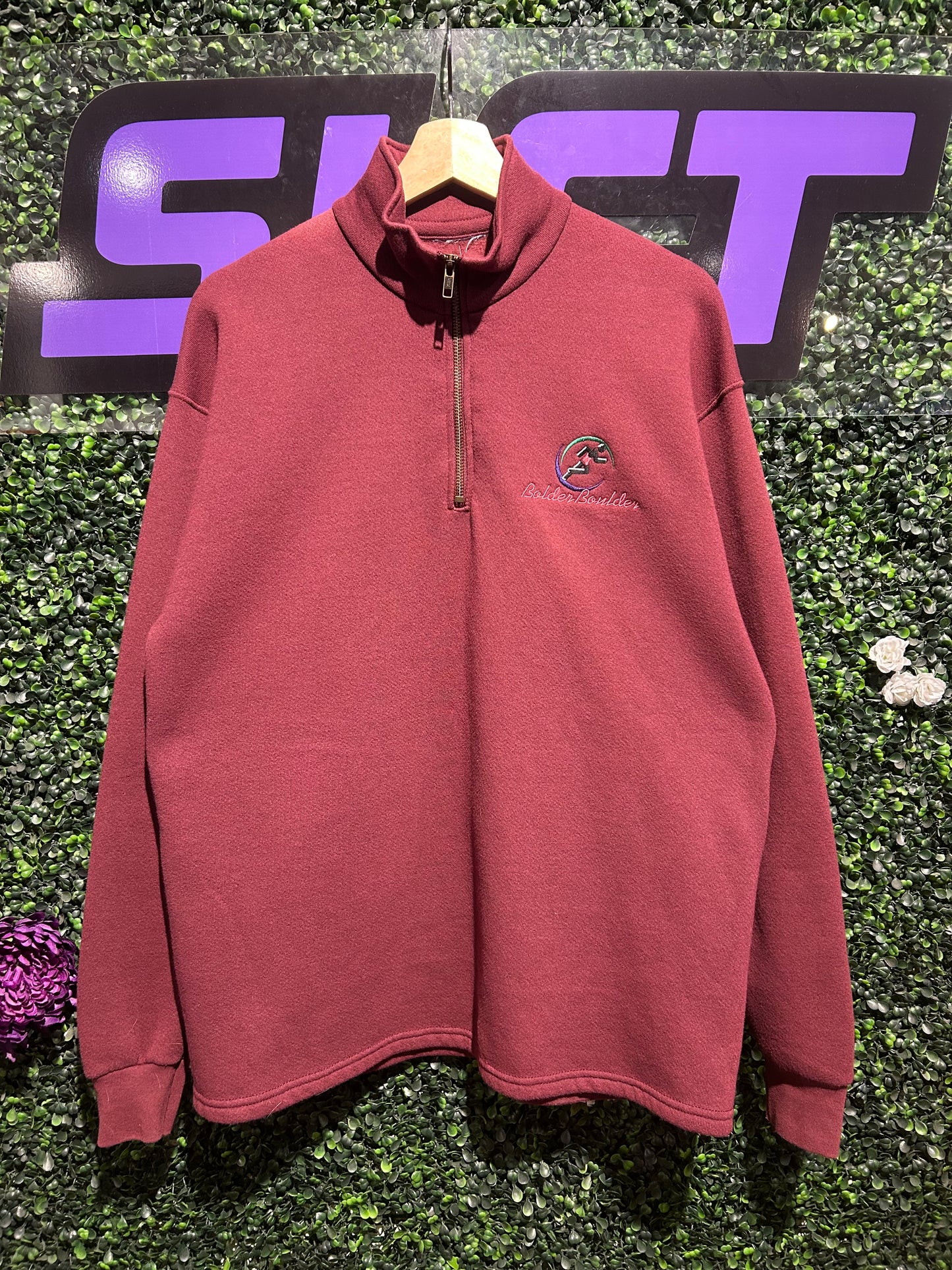 Vintage Bolder Boulder Quarter-Zip Sweatshirt. Size Large