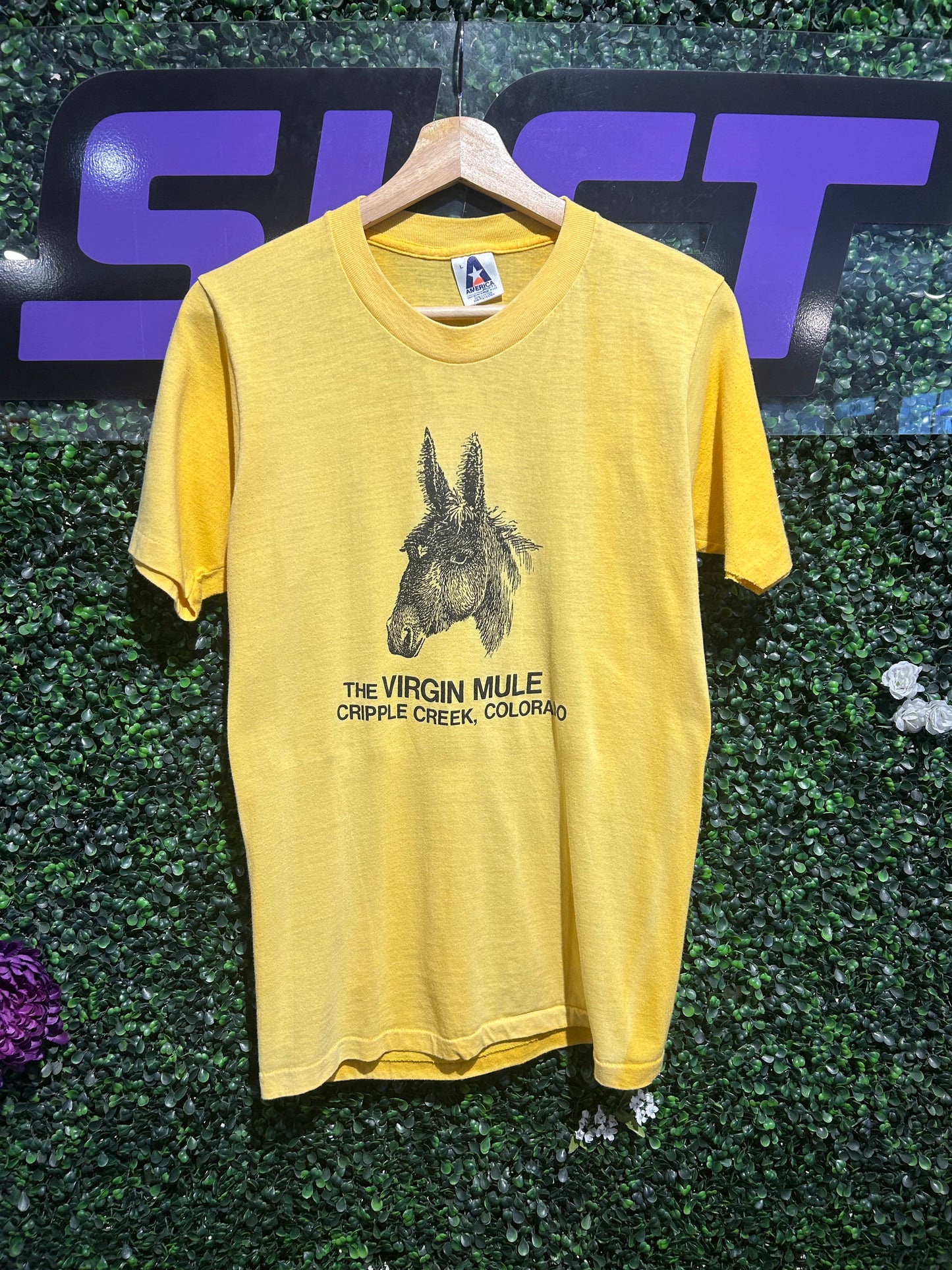 80s The Virgin Mule Cripple Creek Colorado T-Shirt. Size S/M