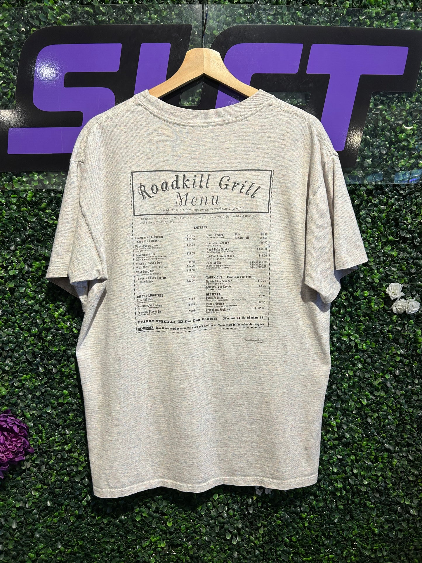 90s Roadkill Grill T-Shirt. Size Large