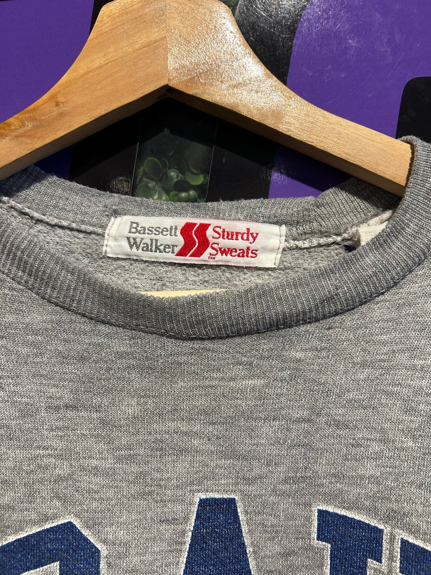 80s Drake Bulldogs Crewneck. Size Large