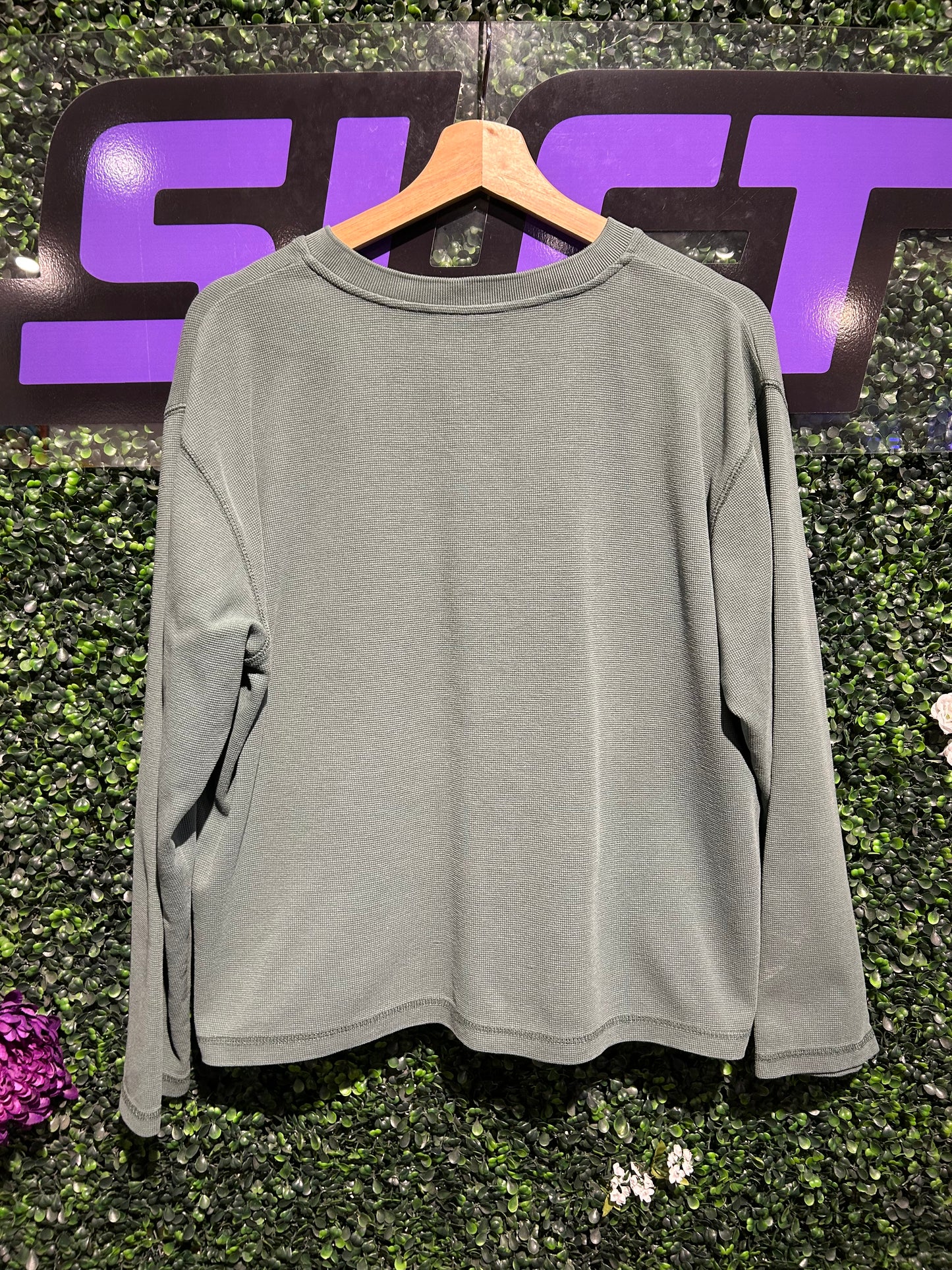 Vintage V-Neck Sweater. Size M/L