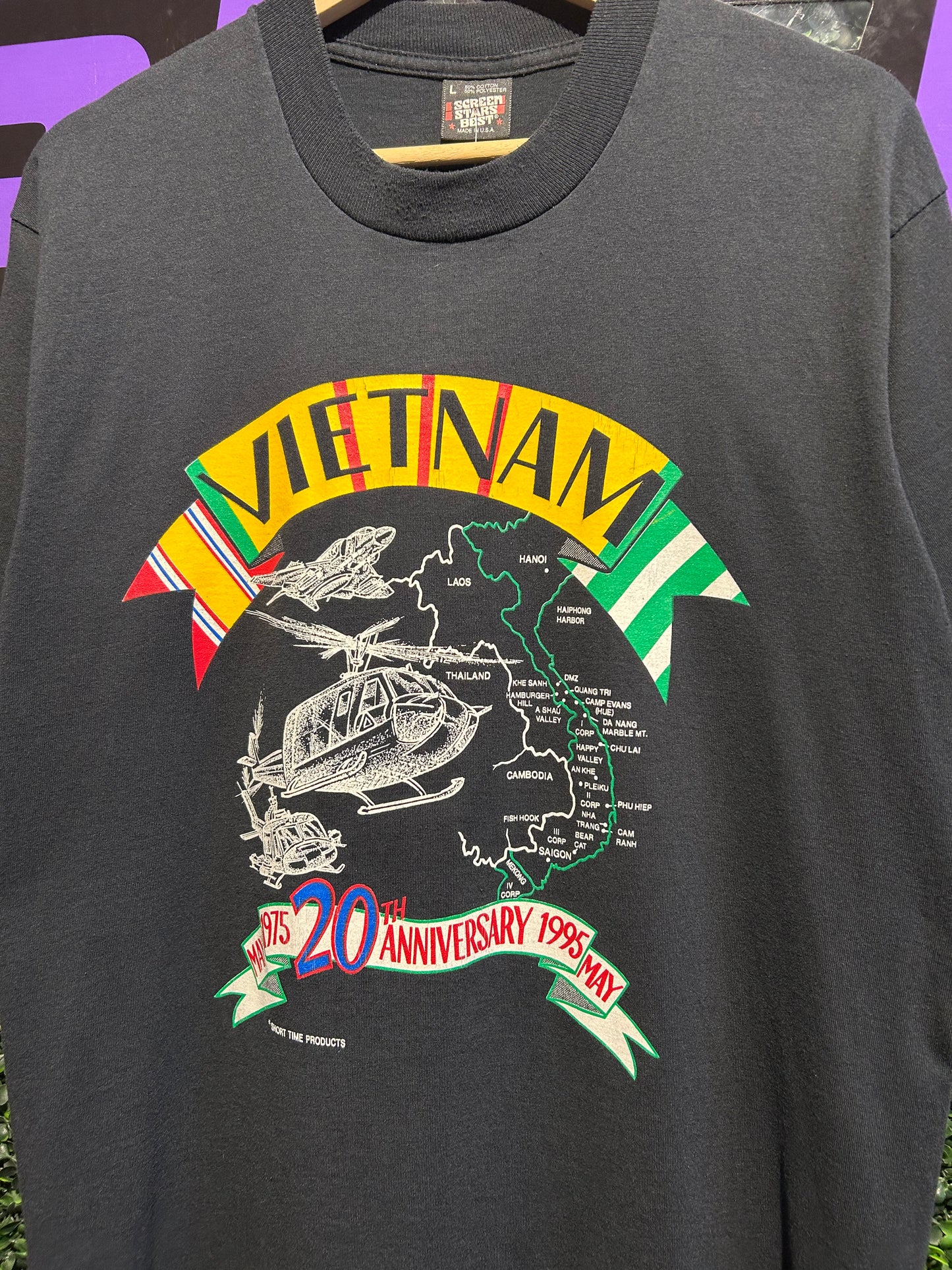 1995 Vietnam 20th Anniversary POW MIA T-Shirt. Size Large