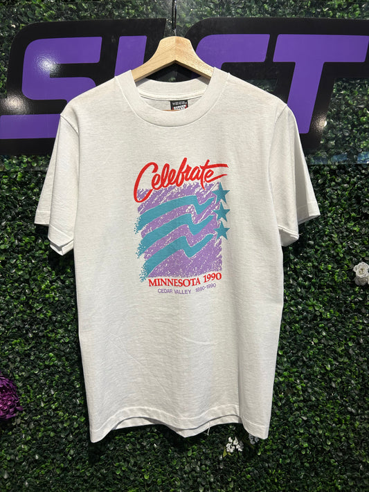 1990 Celebrate Minnesota T-Shirt. Size Medium