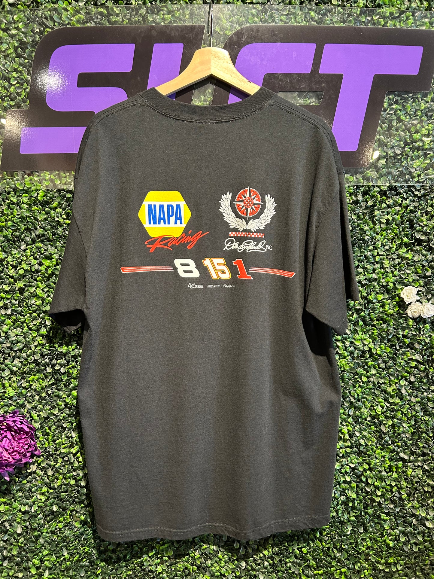 Vintage Dale Earnhardt NASCAR T-Shirt. Size XL