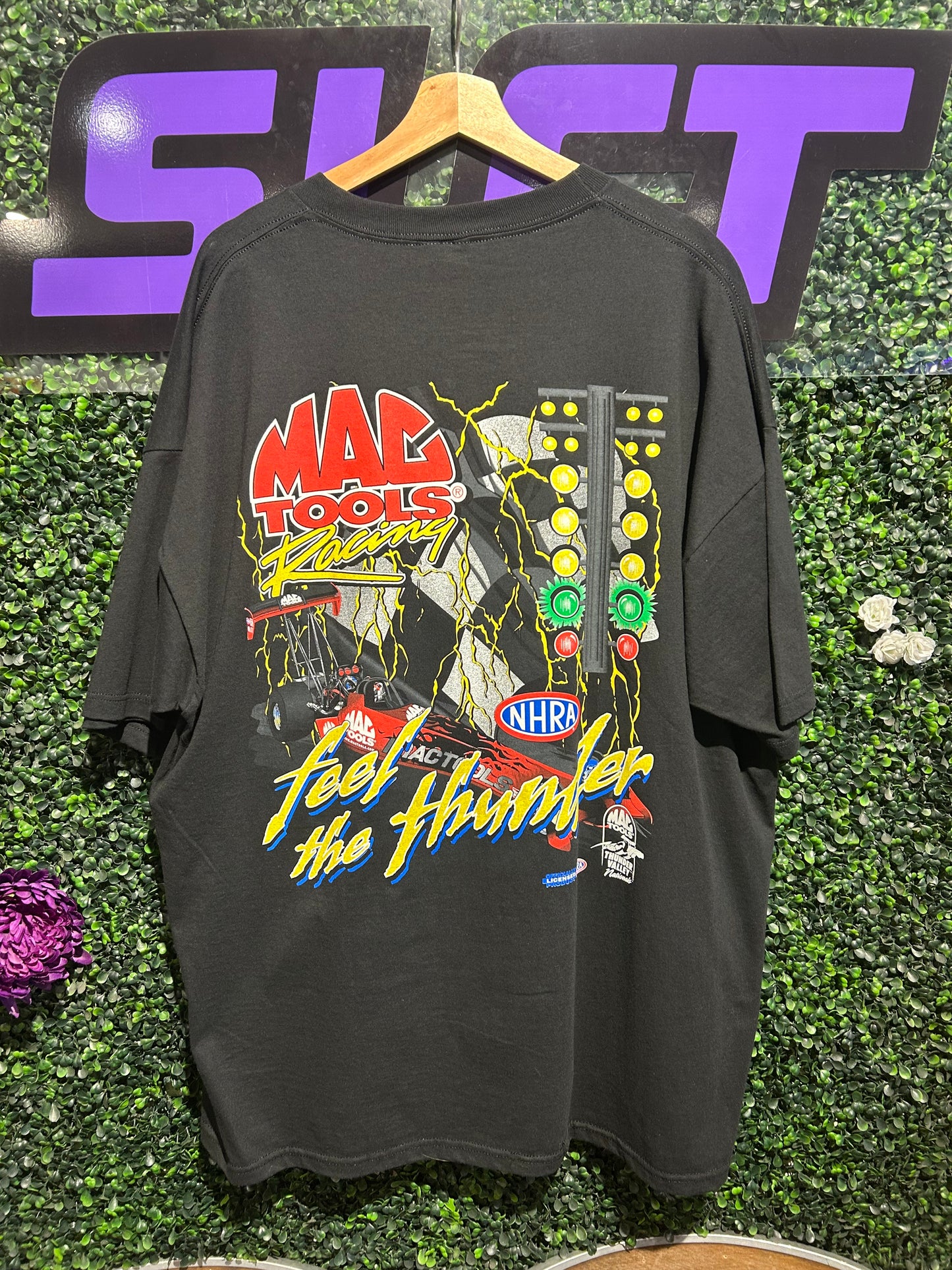 2000 NHRA Electrifying Mac Tools Racing T-Shirt. Size XXL