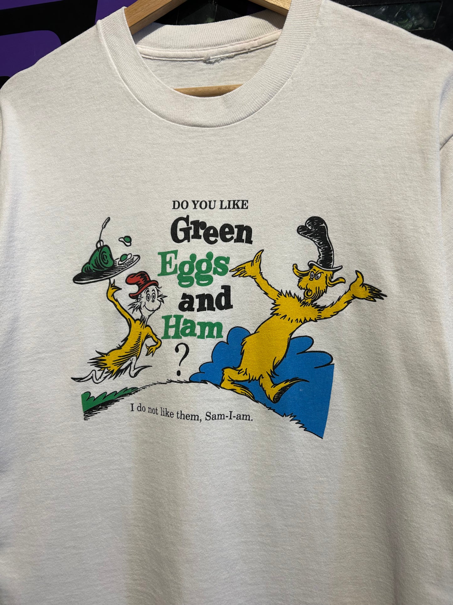 90s Dr. Seuss Green Eggs And Ham T-Shirt. Size Medium