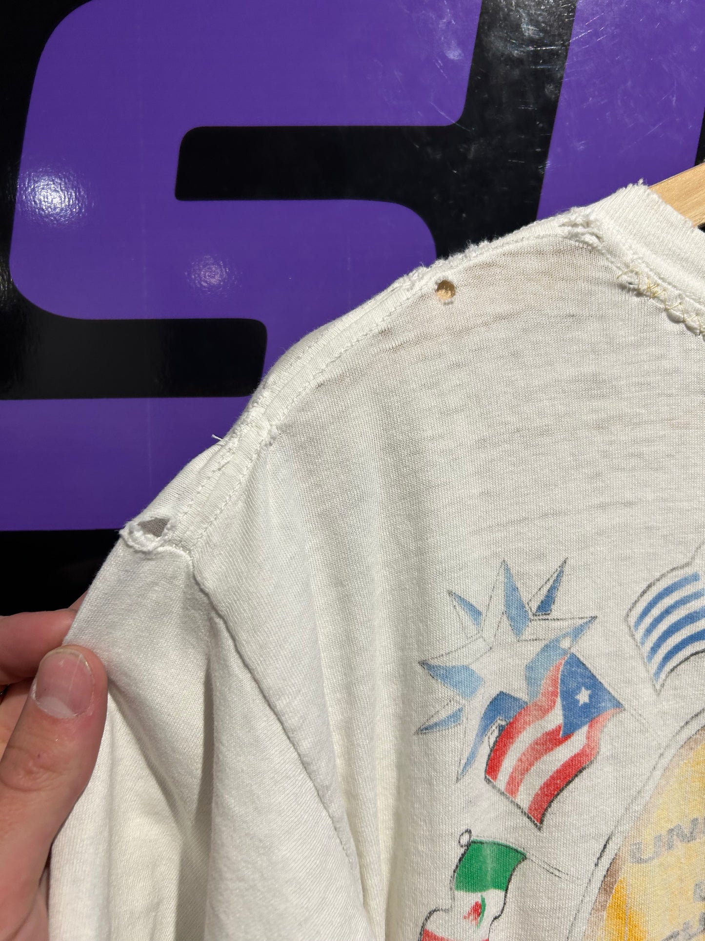 1992 USA Basketball “America’s Team” Salem Sportswear T-Shirt. Size Medium