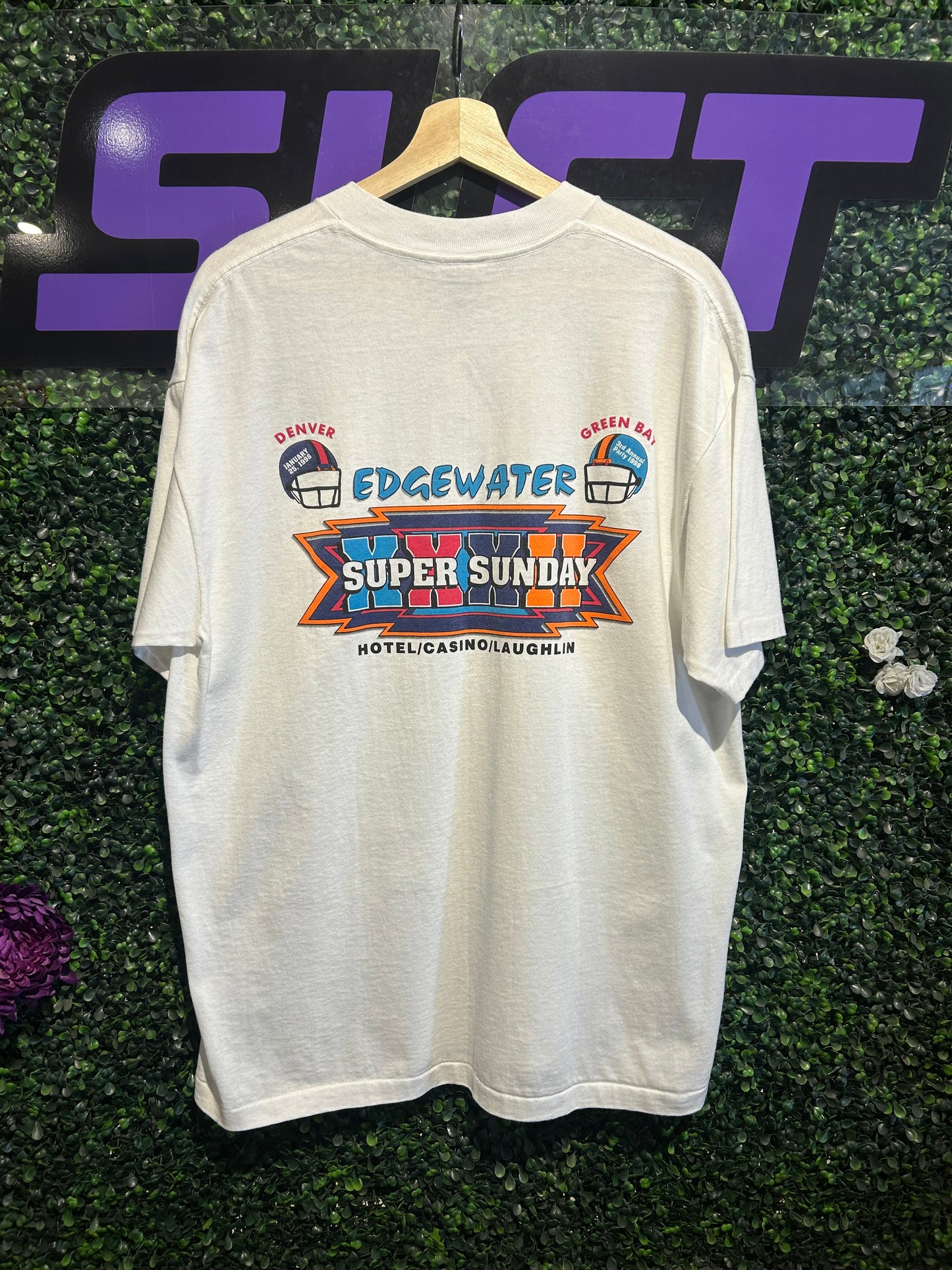 1998 Super Bowl XXXII Edgewater Casino T-Shirt. Size XL