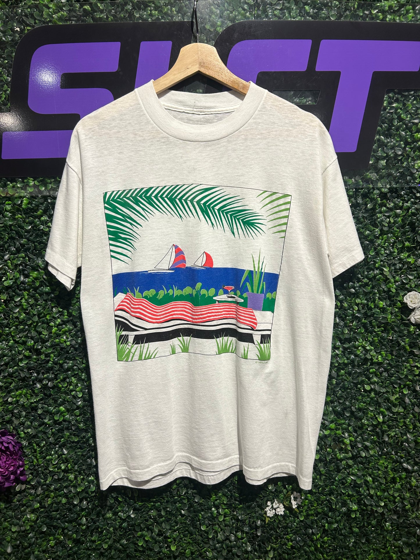 80s Turtle Bay Paradise T-Shirt. Size Large
