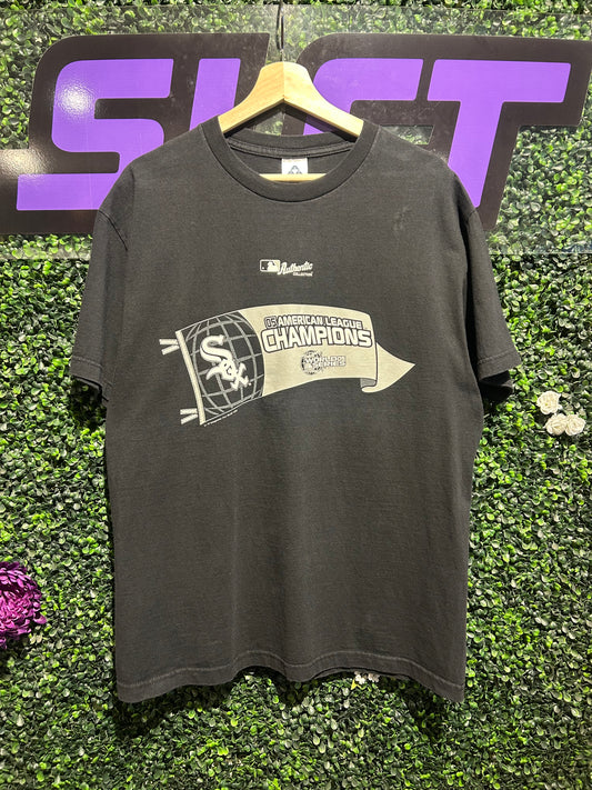2005 Chicago White Sox World Series T-Shirt. Size Large