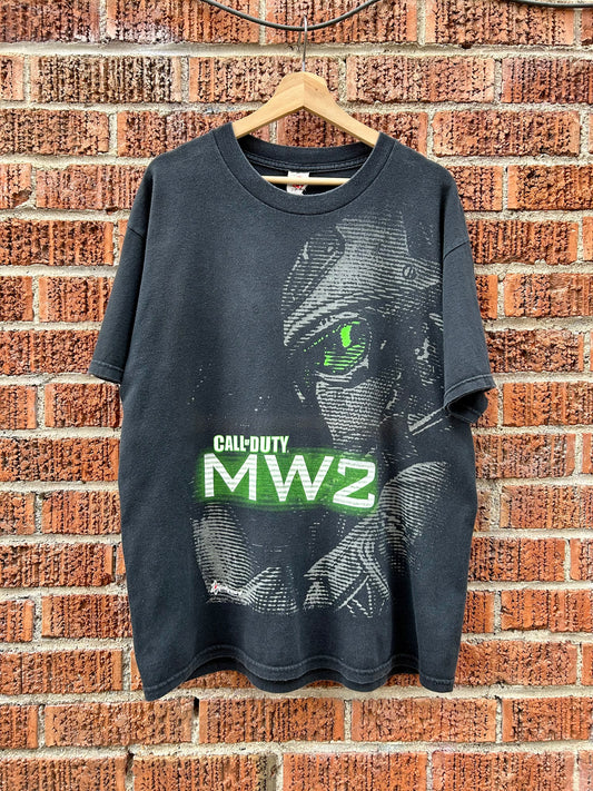 2009 Call Of Duty Modern Warfare 2 Video-Game Promo T-Shirt. Size Large