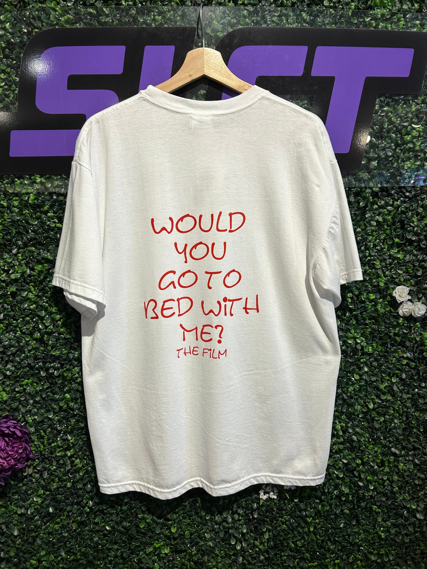Vintage Would You Go To Bed With Me? T-Shirt. Size Large