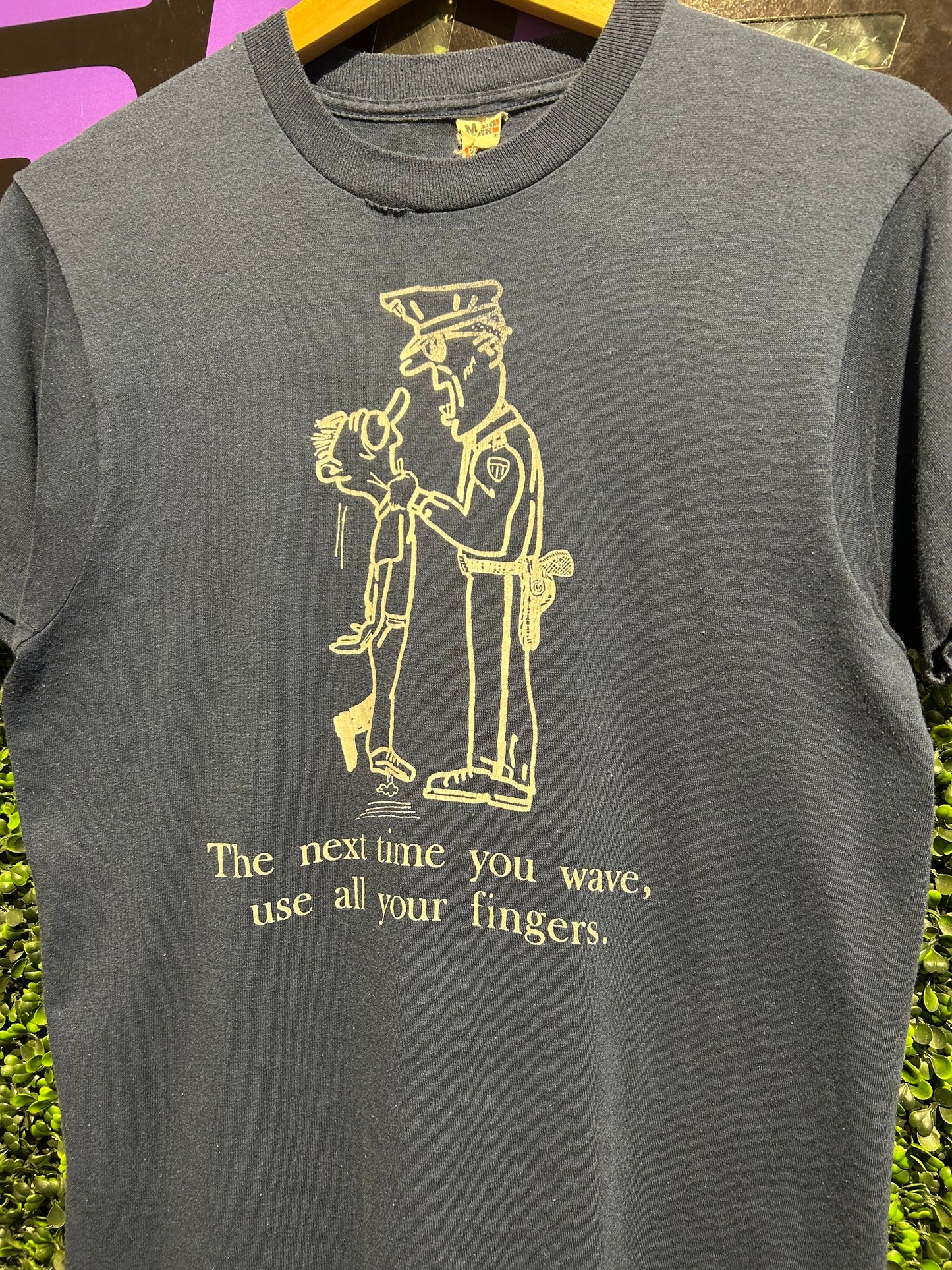 80s Flipping Off Cop T-Shirt. Size Medium