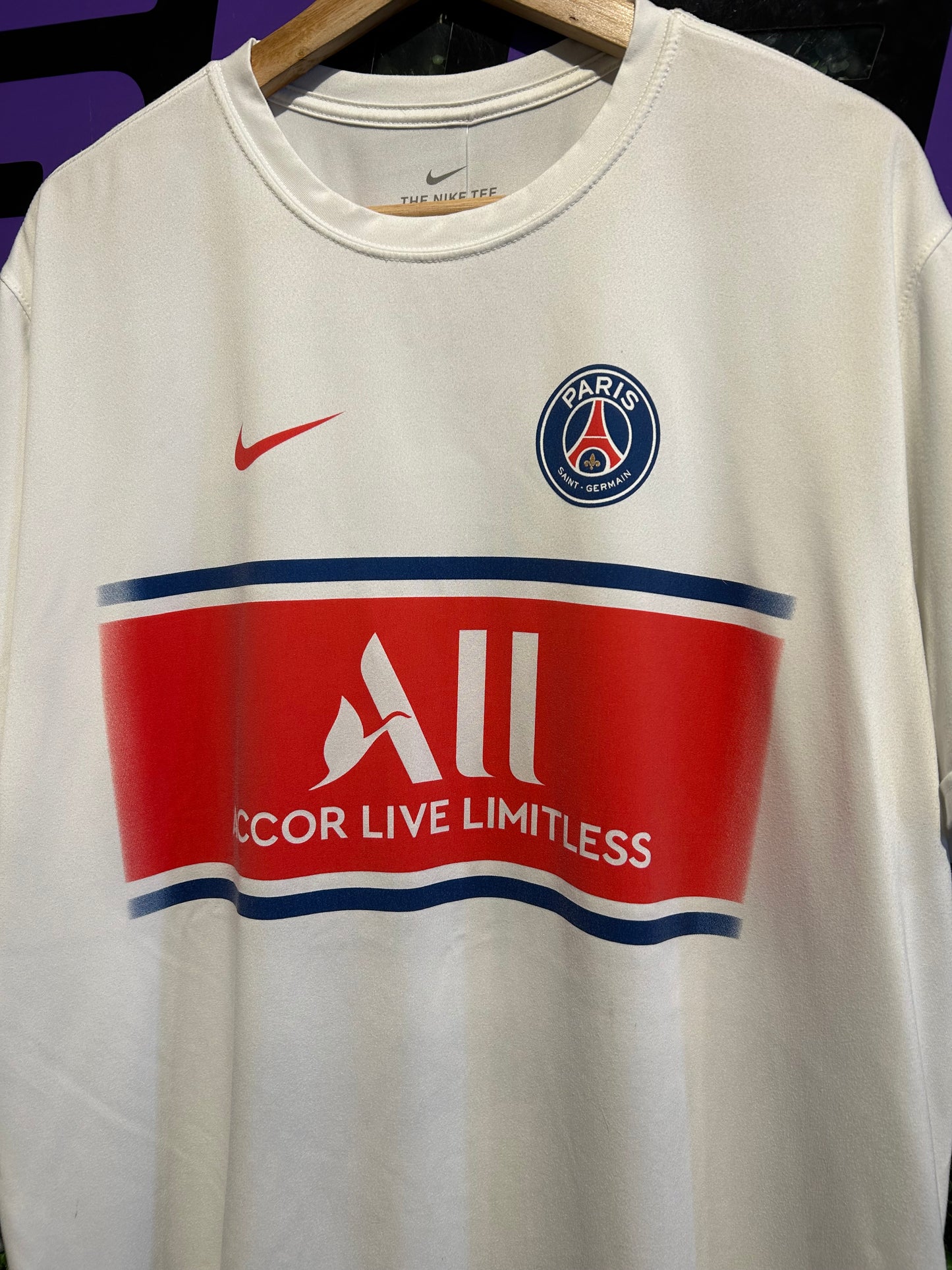 00s Paris Saint-Germain #30 Lionel Messi Nike Jersey Shirt. Size XL