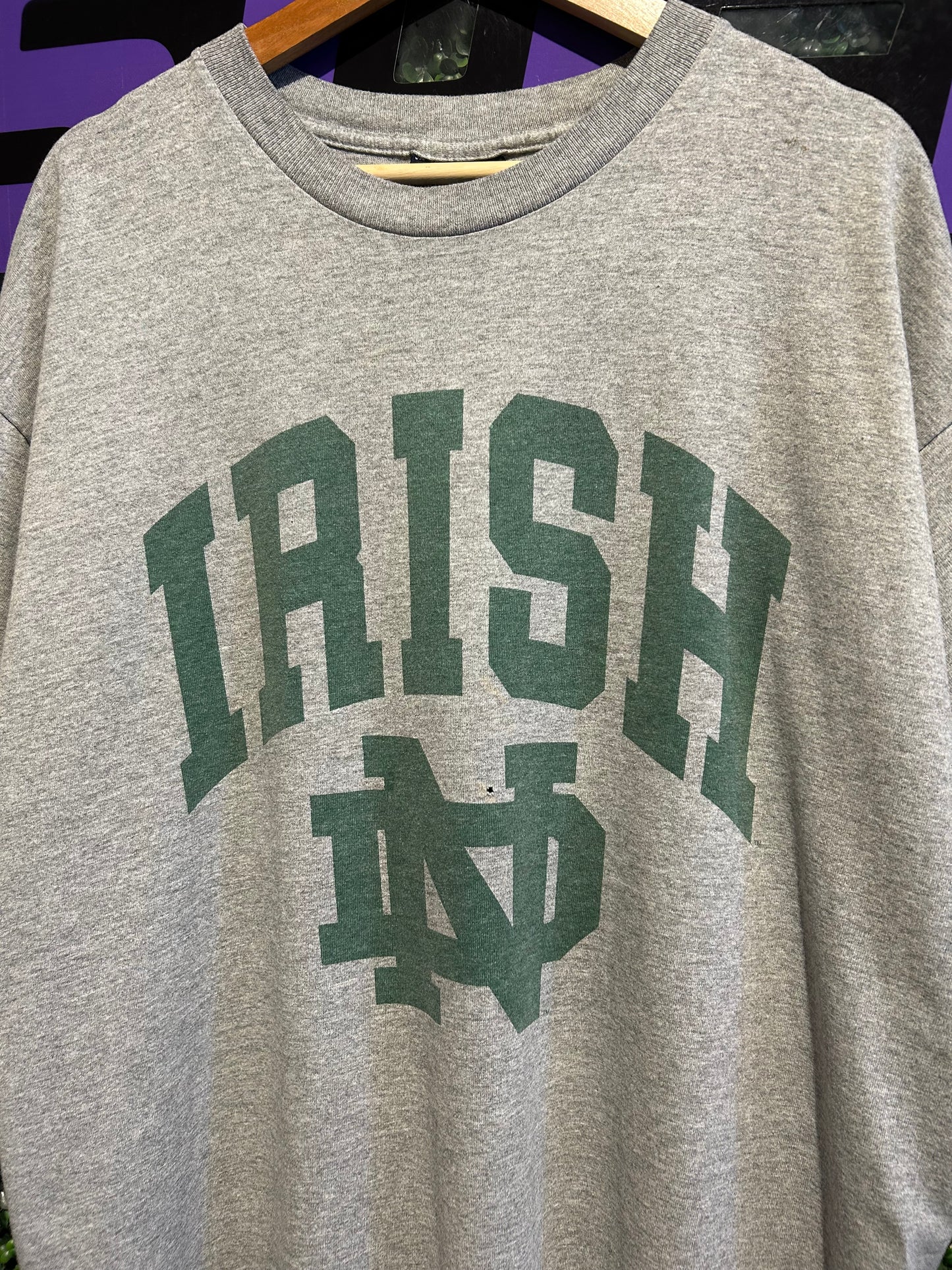 90s Notre Dame Fighting Irish T-Shirt. Size XL