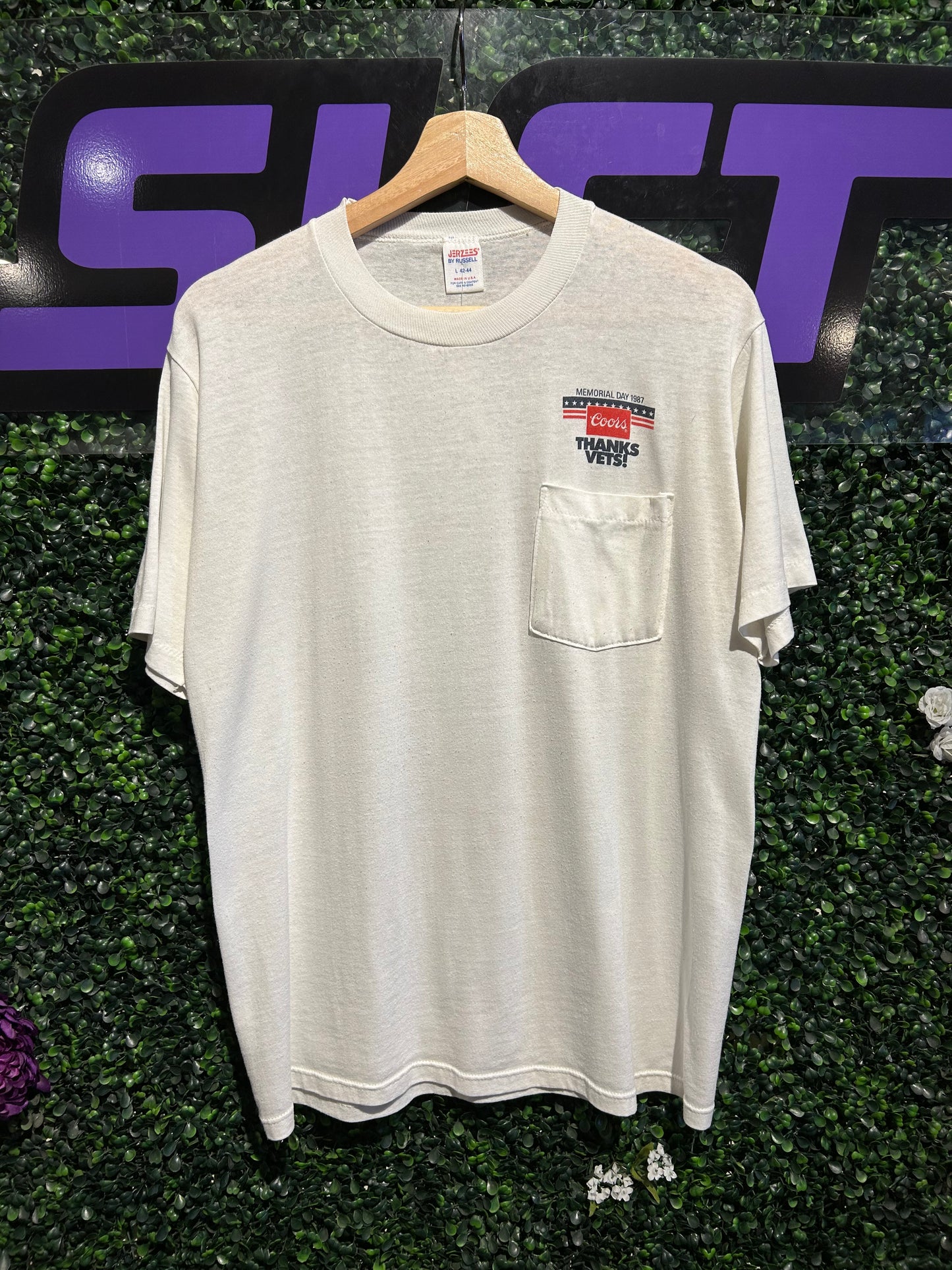 1987 Coors Memorial Day Pocket T-Shirt. Size M/L
