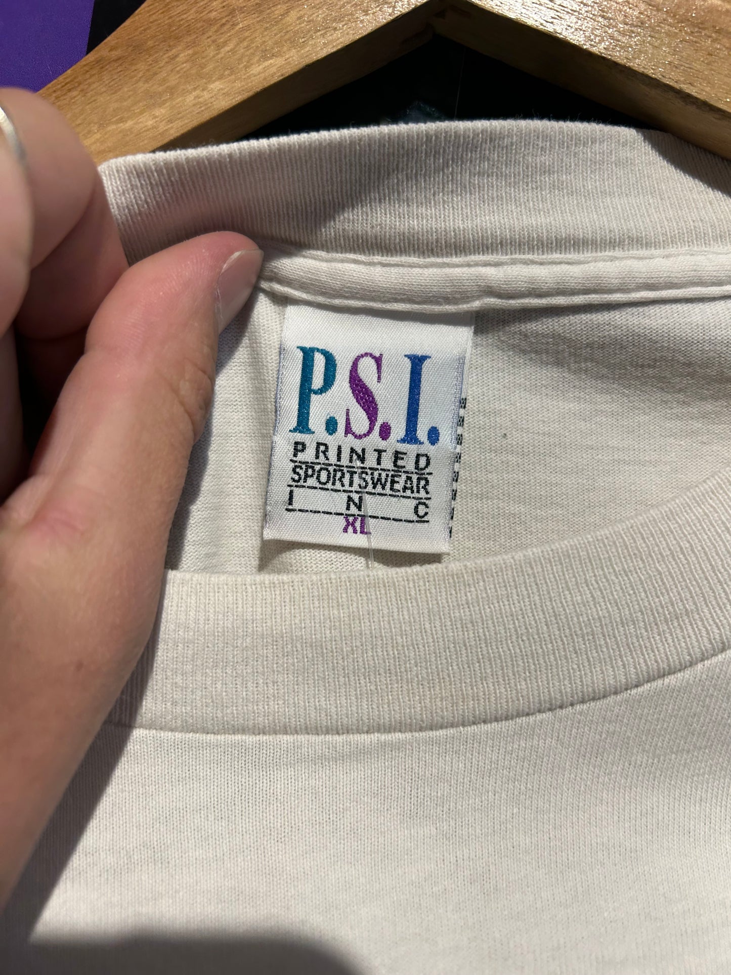 90s Desert Springs T-Shirt. Size L/XL