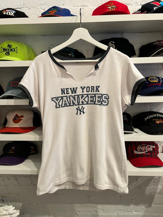 Women’s New York Yankees T-Shirt Size S/M