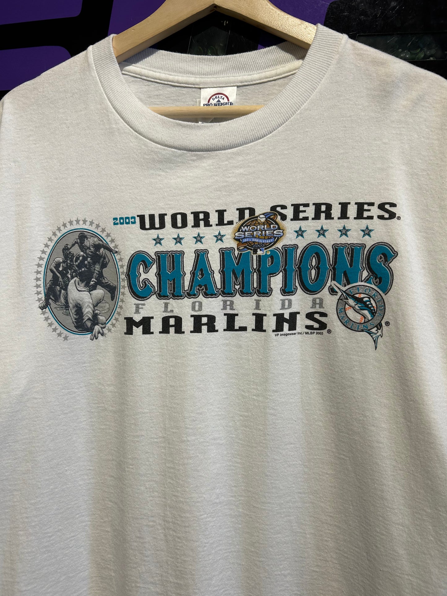 2003 Florida Marlins World Series Champions T-Shirt. Size Large
