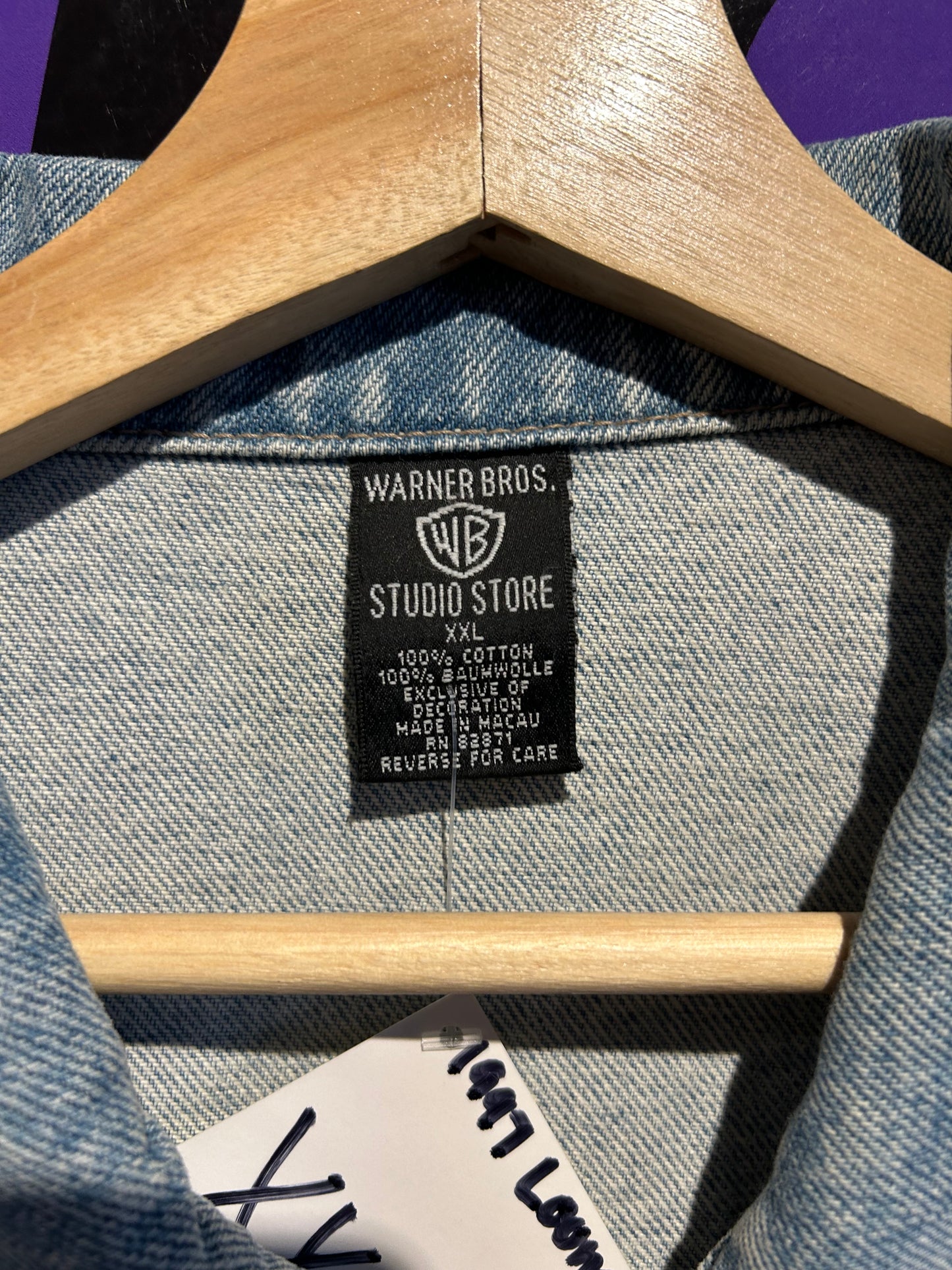 1997 Looney Tunes Denim Jacket. Size XXL