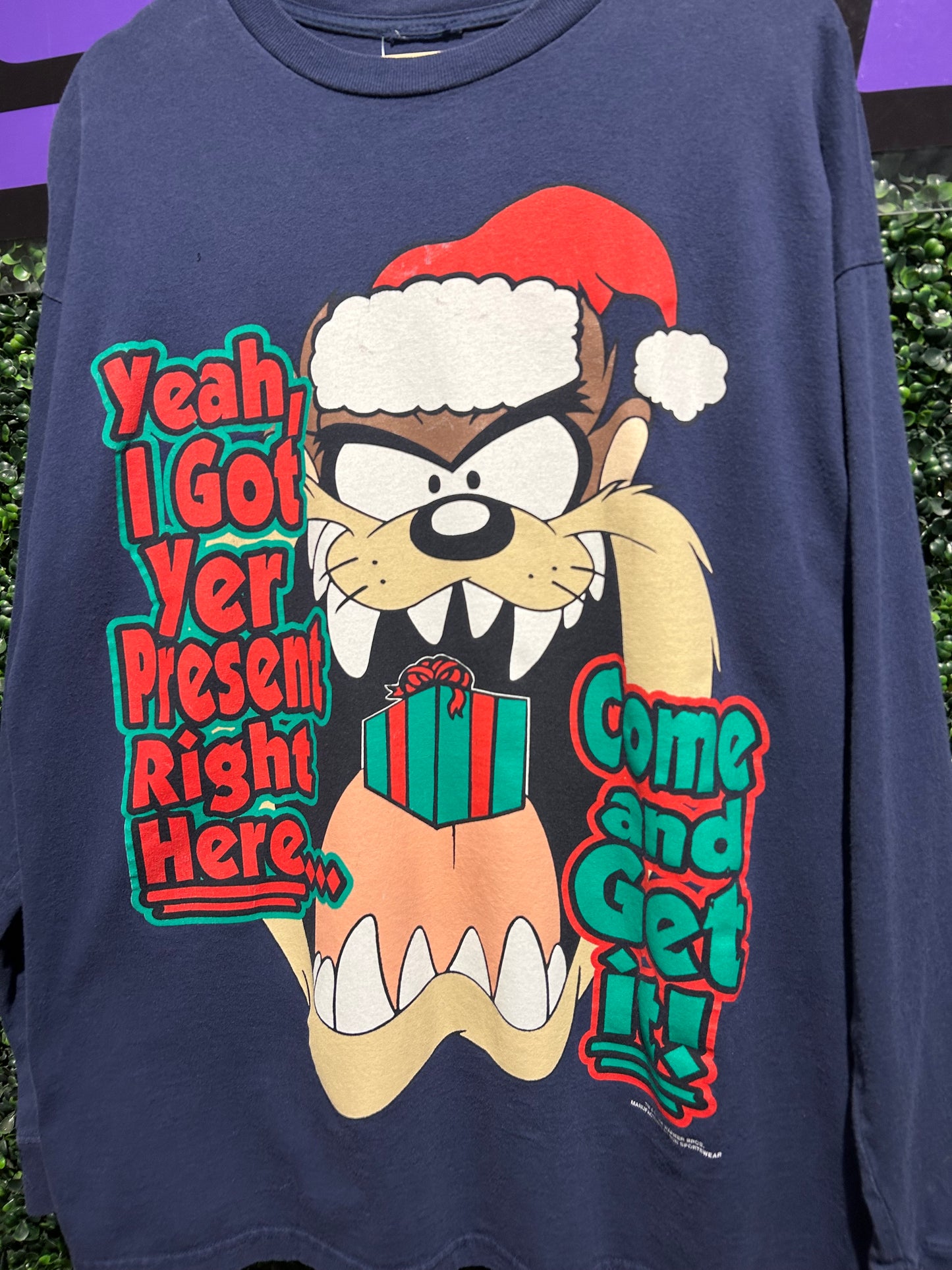 Vintage Taz Holiday LS Shirt. Size L/XL