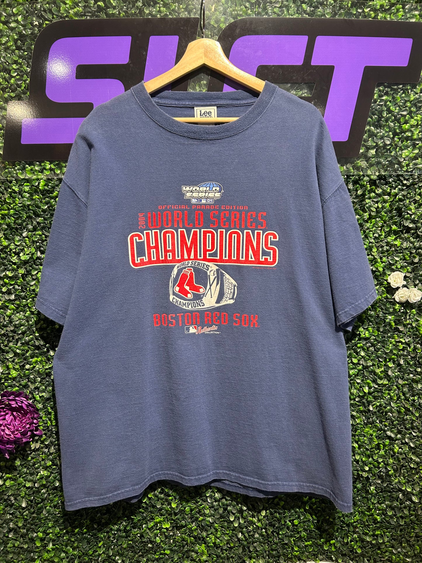 2004 Boston Red Sox World Series Champions T-Shirt. Size XL
