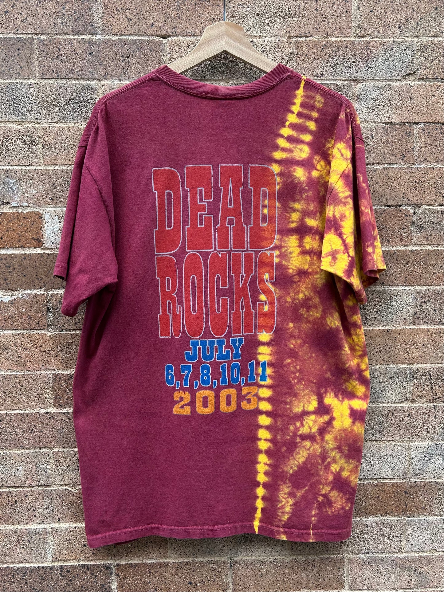2003 Dead Rocks Grateful Dead Red Rocks Tie-Dye T-Shirt. Size Large