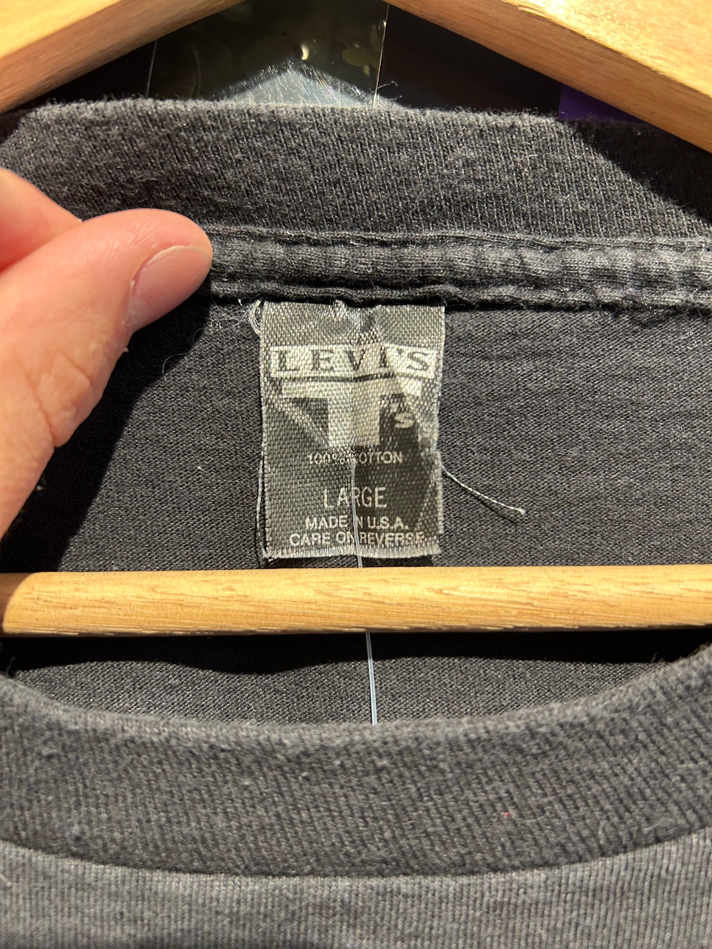 80s Levi’s 501 Button Your Shorts T-Shirt. Size S/M