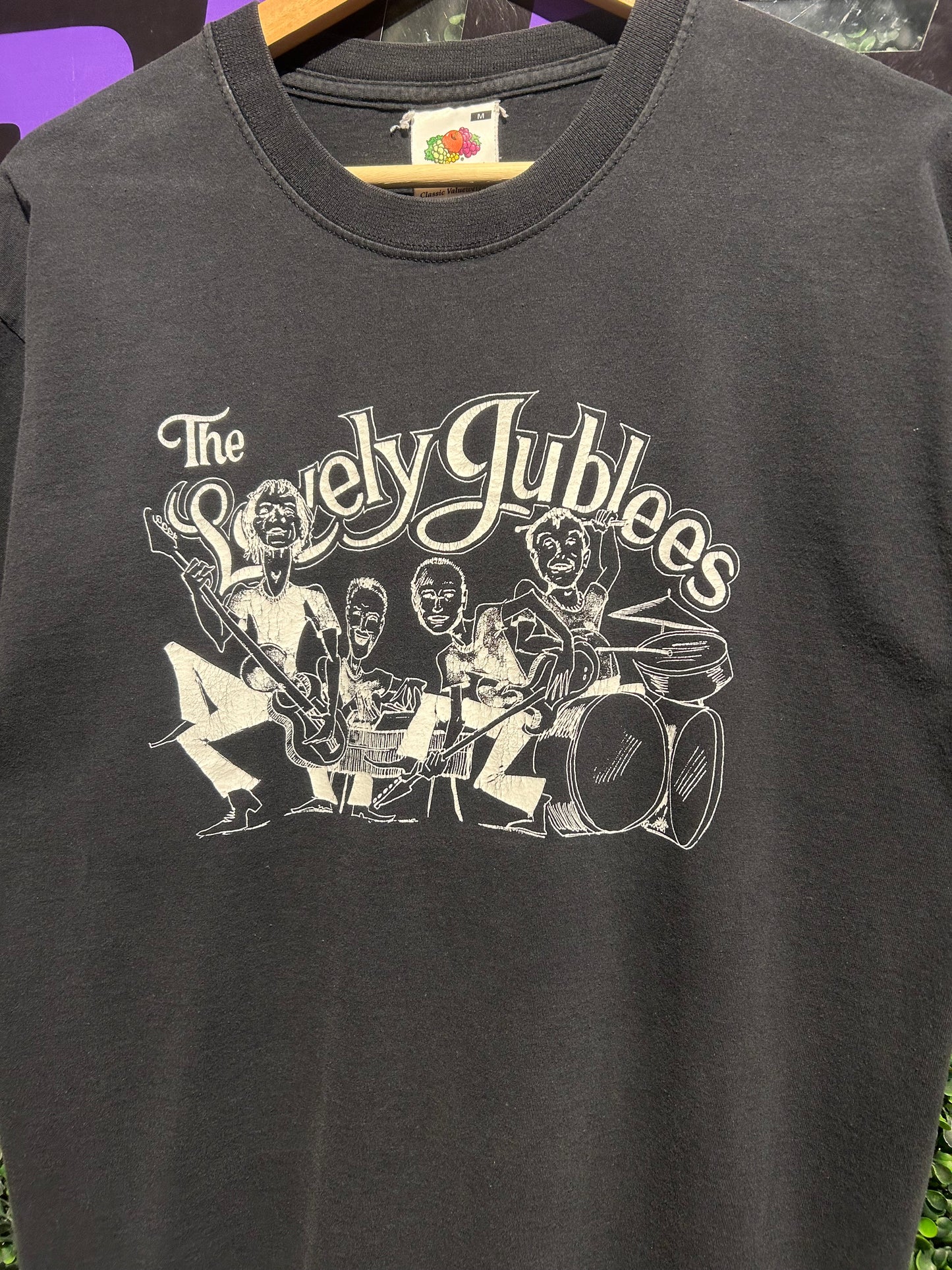 00s The Lovely Jublees T-Shirt. Size Medium