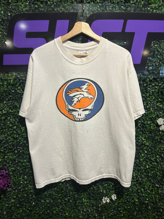 1999 Denver Broncos Grateful Dead Fear And Loathing In The NFL T-Shirt. Size M/L