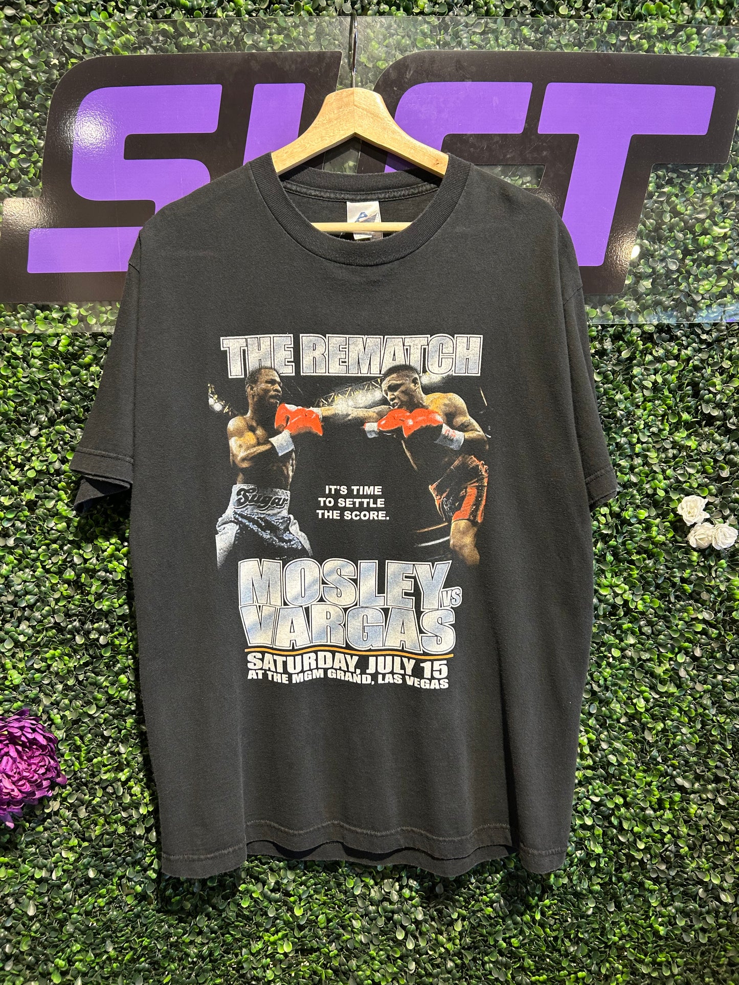 2006 Mosley Vs. Vargas The Rematch Las Vegas Boxing T-Shirt. Size Large