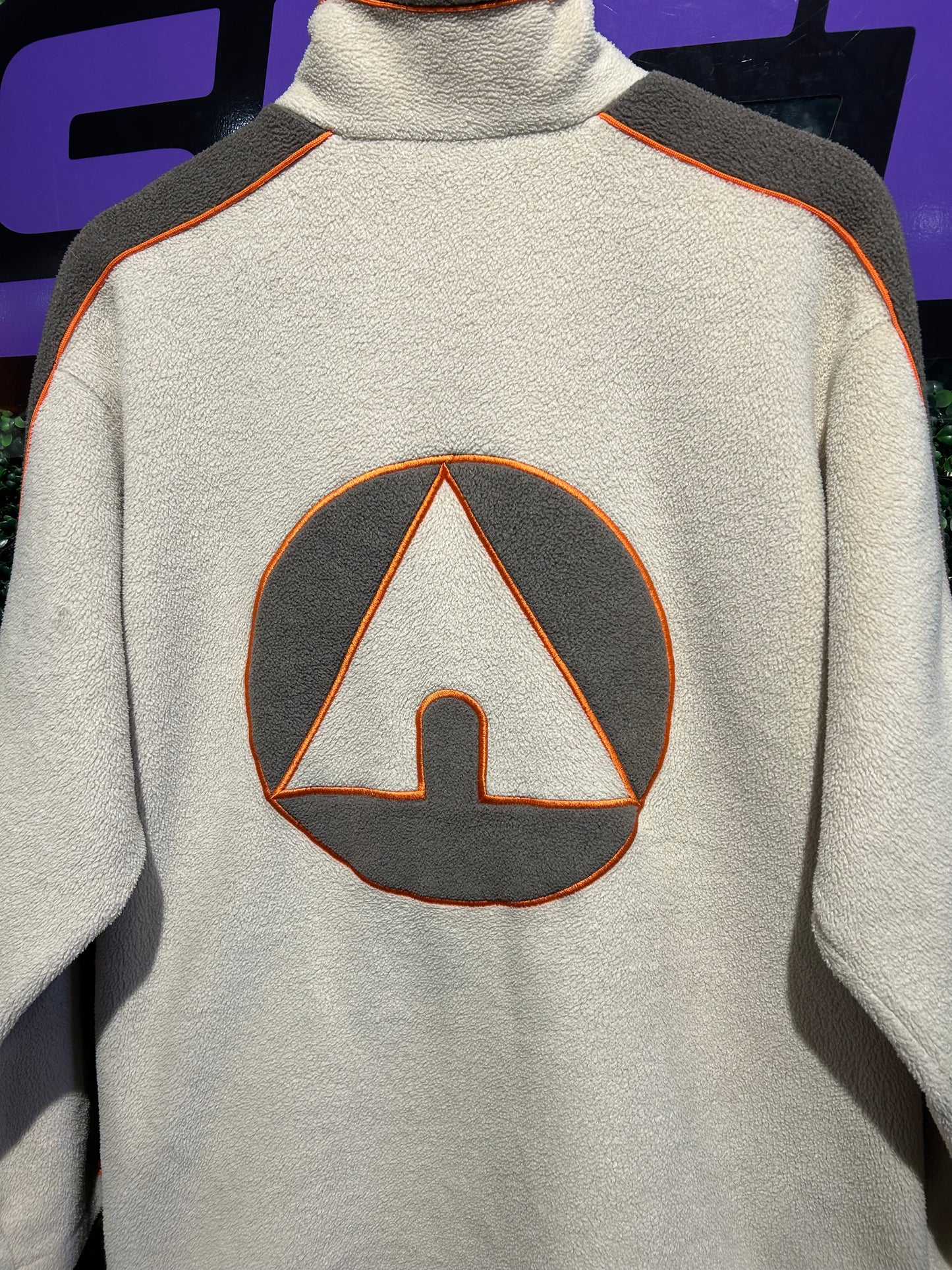 90s Airwalk 1/4 Zip Fleece Jacket. Size S/M
