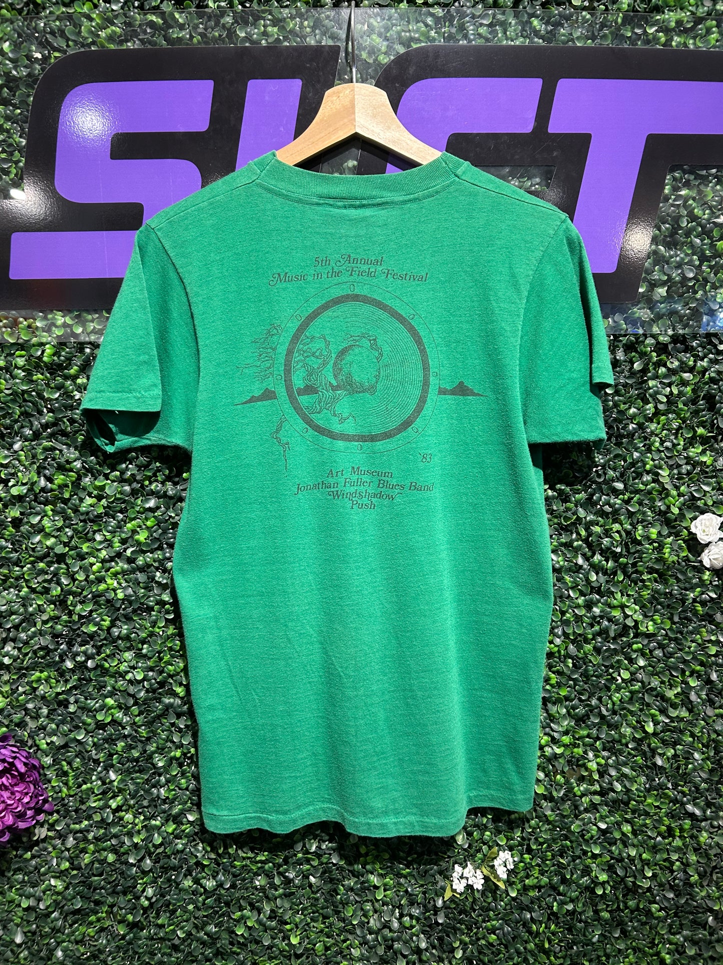 1983 Wind Shadow Music In The Field Festival T-Shirt. Size S/M