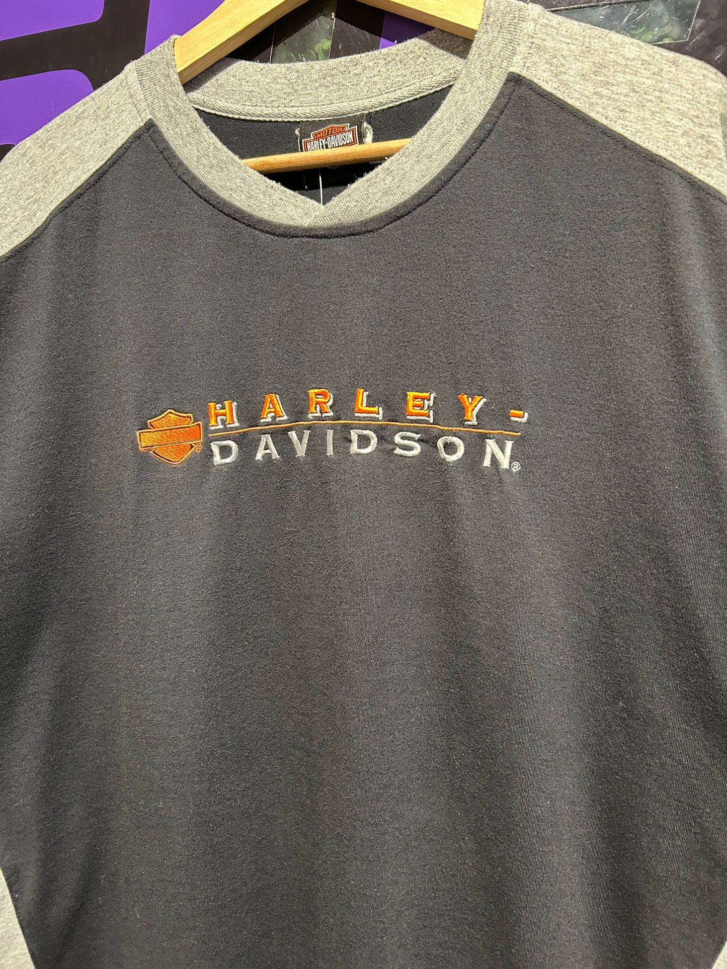 Vintage Harley Davidson Embroidered T-Shirt. Size XL