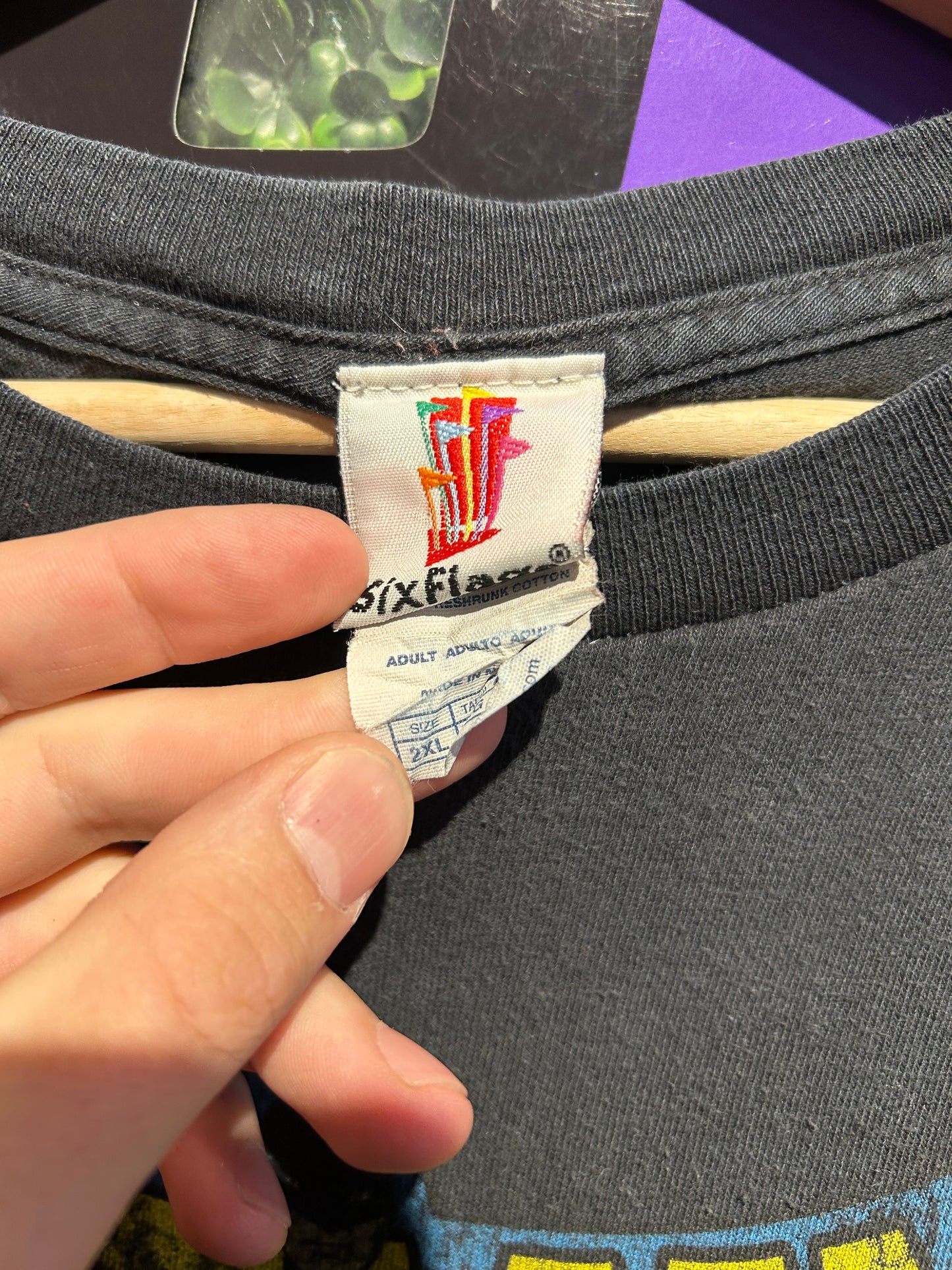 Vintage Six Flags Batman T-Shirt. Size XL (Boxy)