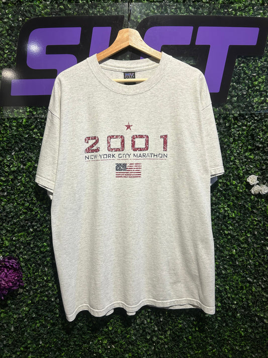 2001 New York City Marathon T-Shirt. Size XL
