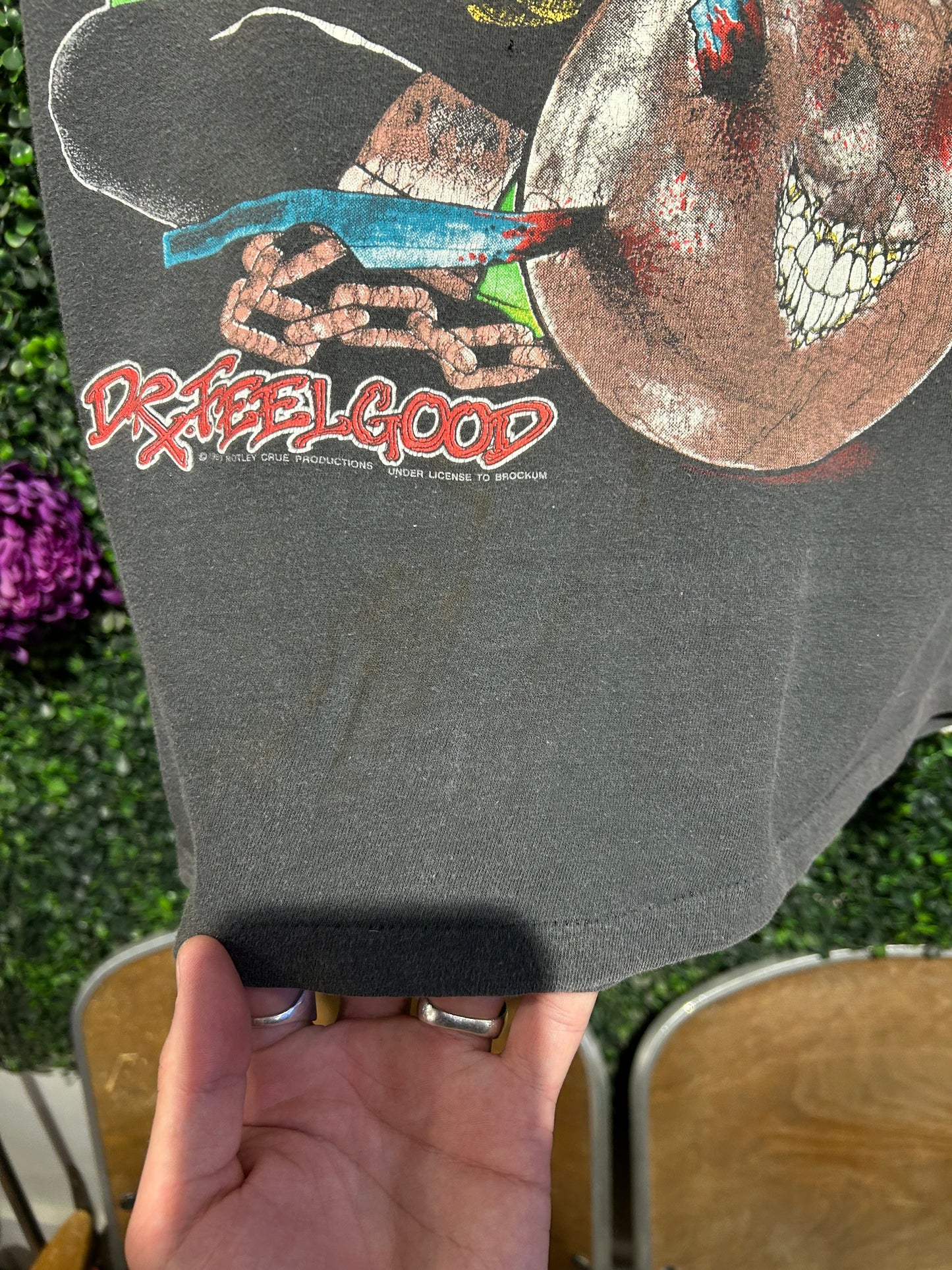 1989 Motley Crue Dr. Feelgood Pushead Tour T-Shirt. Size Medium