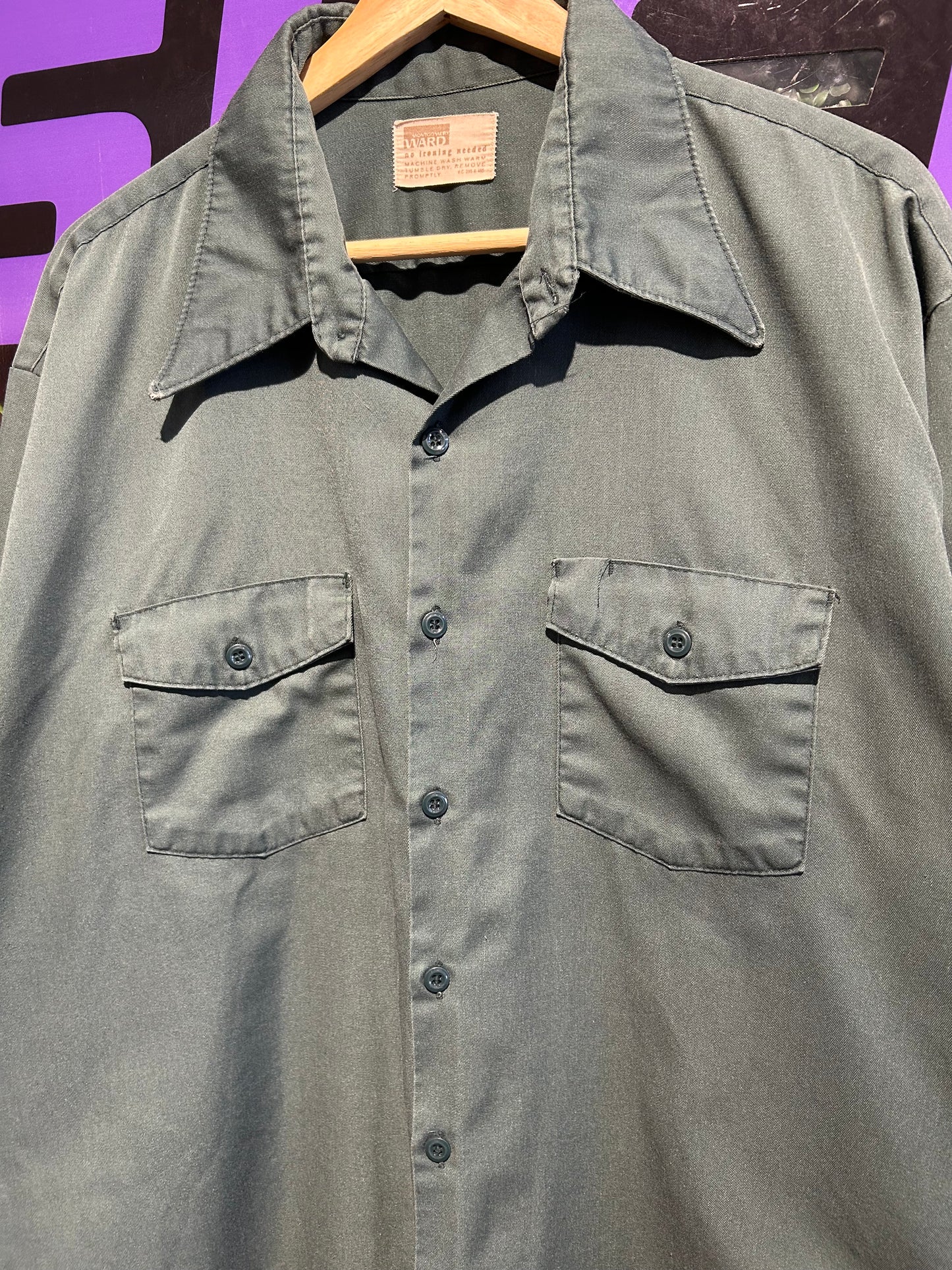 70s Montgomery Ward Work Button-Up Shirt. Size L/XL