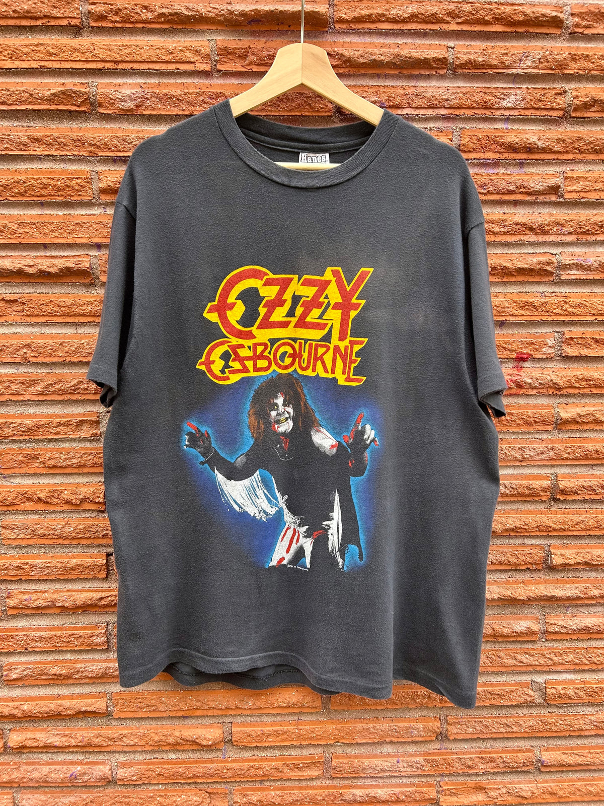 1981 Ozzy Osbourne Diary Of A Madman T-Shirt. Size Large