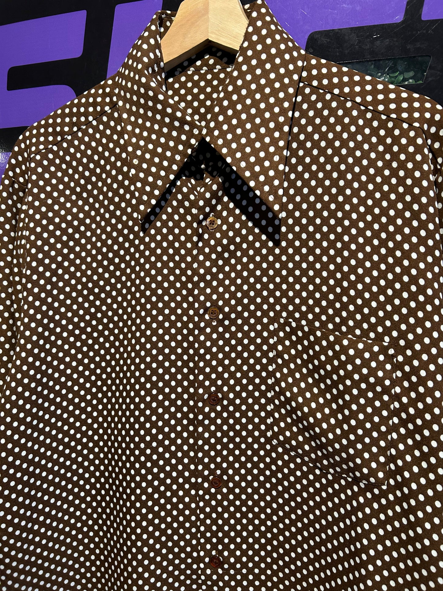 70s Sears Brown Polka Dot Button-Up Shirt. Size Large