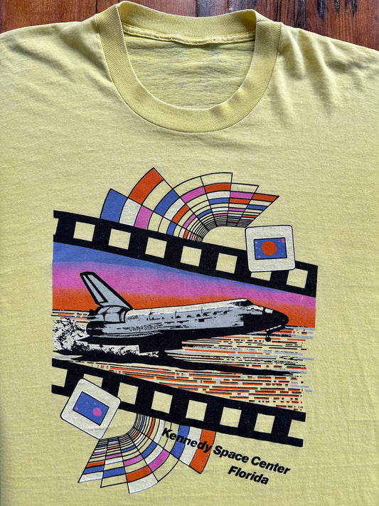 Vintage Kennedy Space Center Florida T-Shirt. Size Large