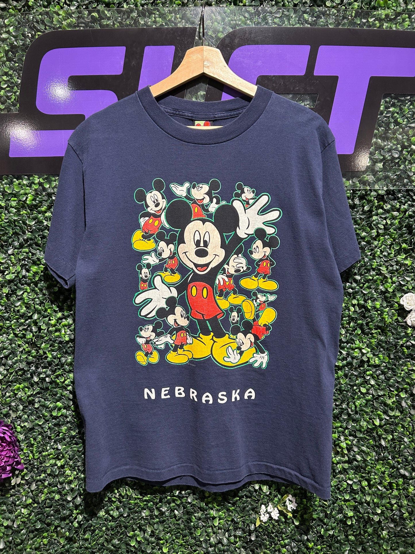 90s Mickey Mouse Disney Nebraska T-Shirt. Size Medium