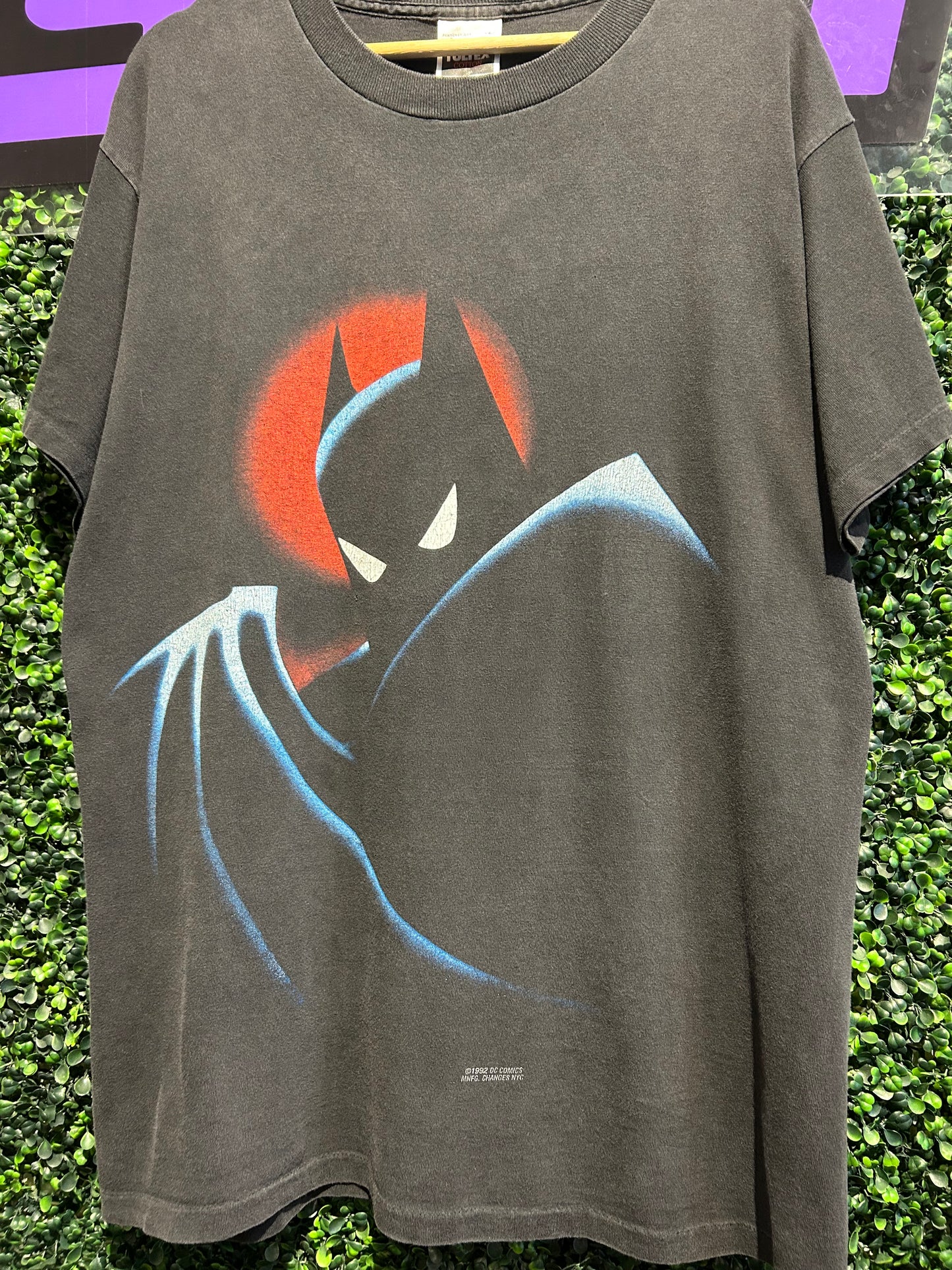 1992 DC Comics Batman T-Shirt. Size Large